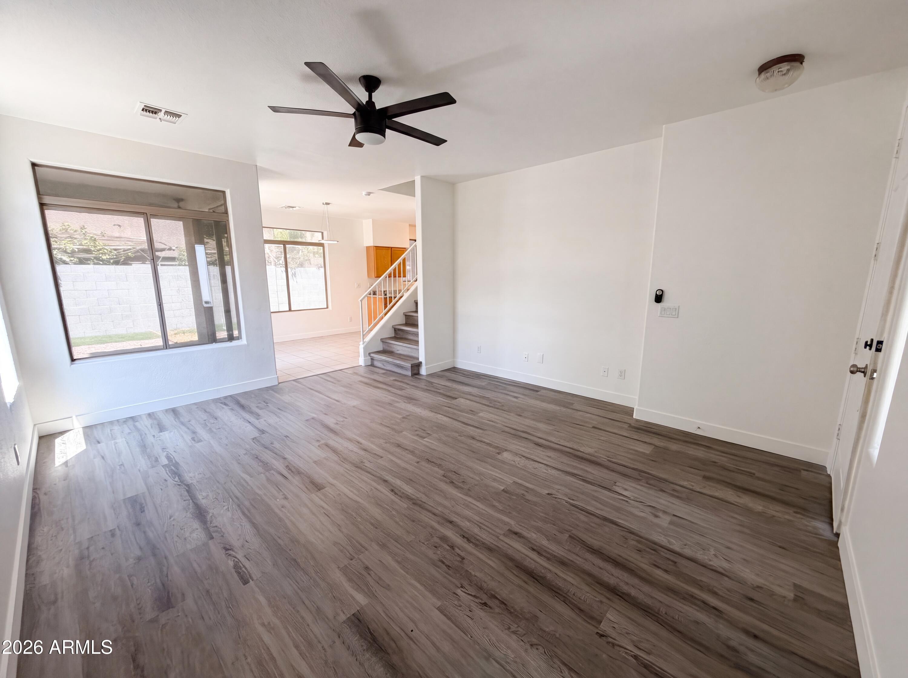 800 S BEDFORD Drive