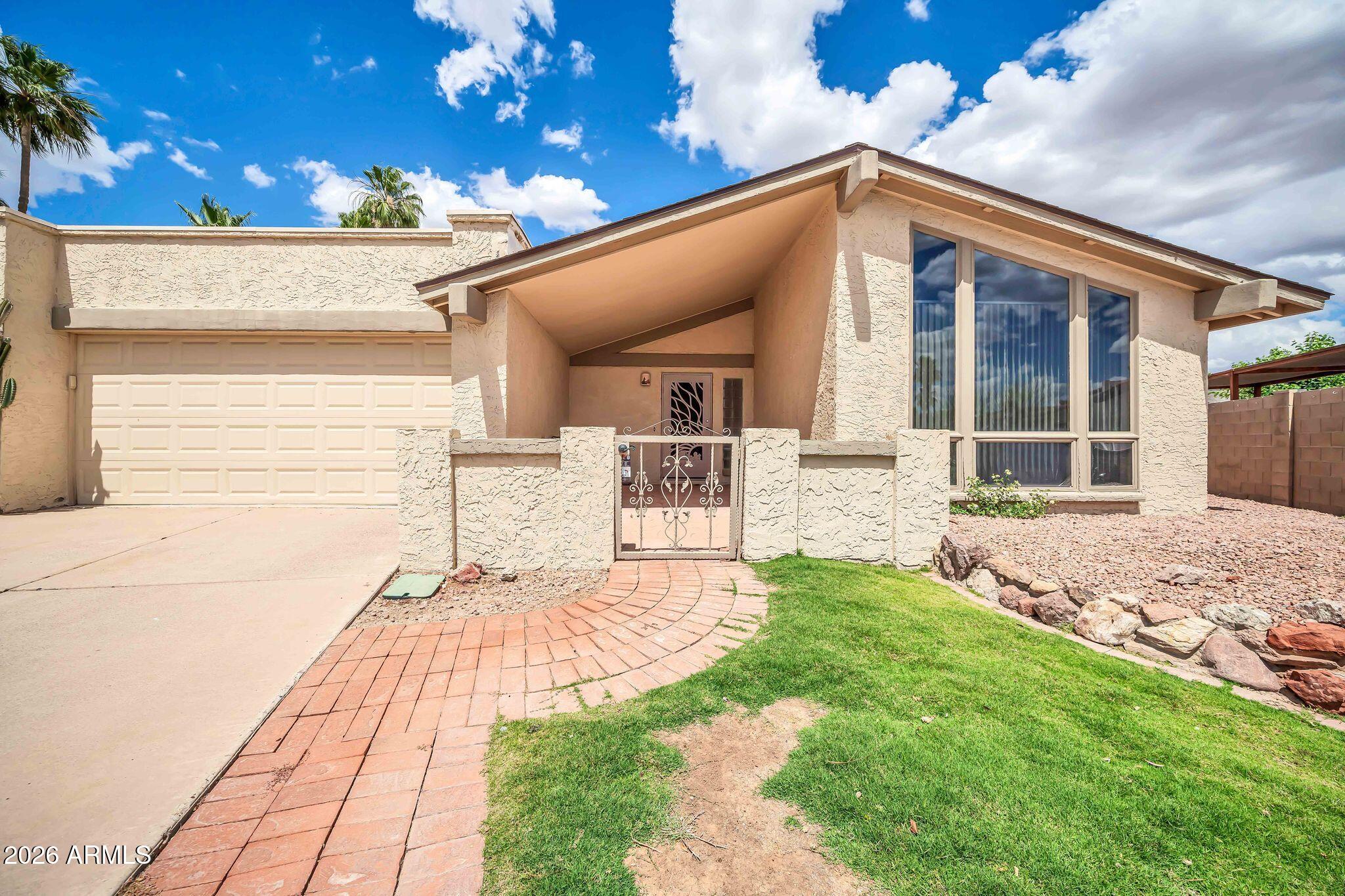 8337 N 85TH Street