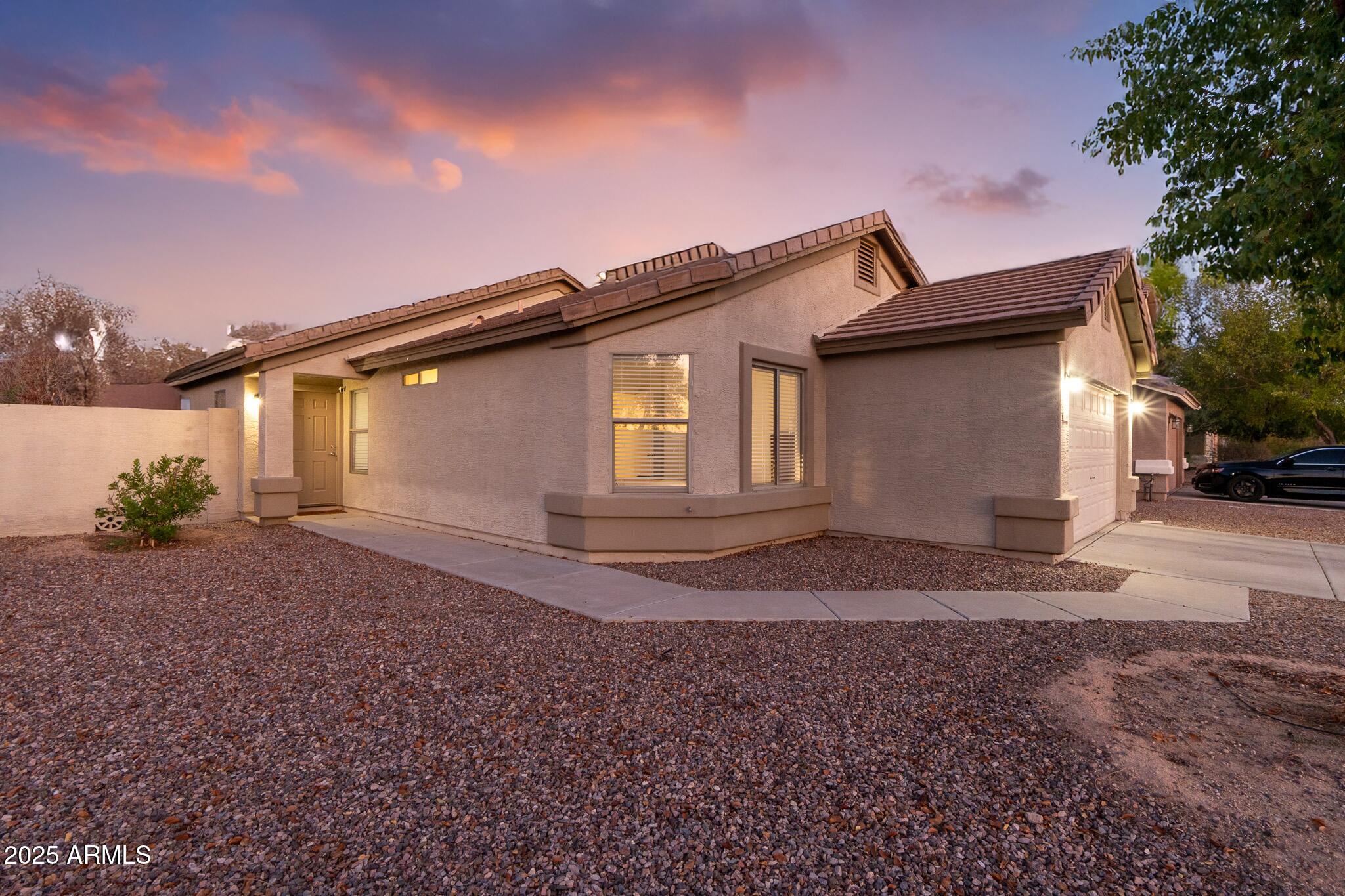 24649 N LOST DUTCHMAN Way