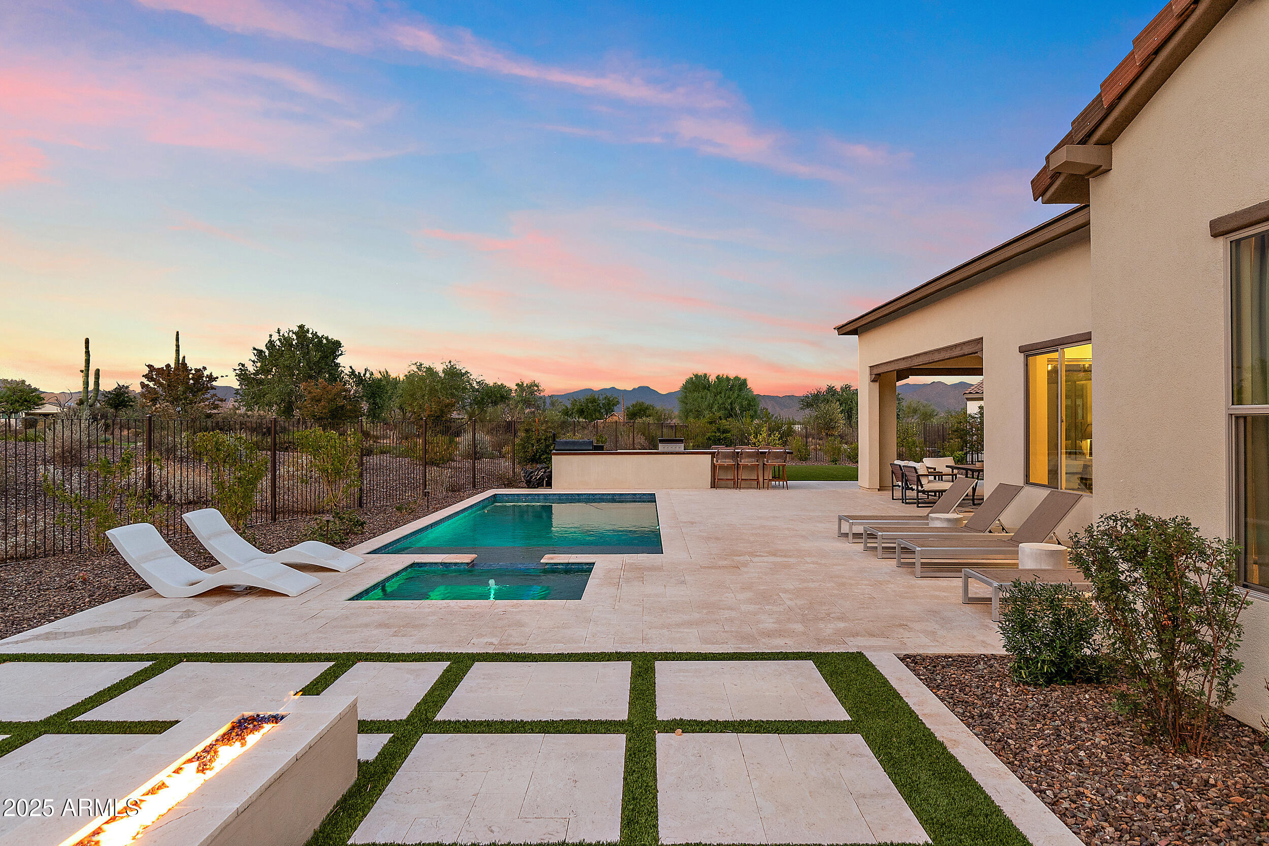 29348 N CLEAR RIDGE Road