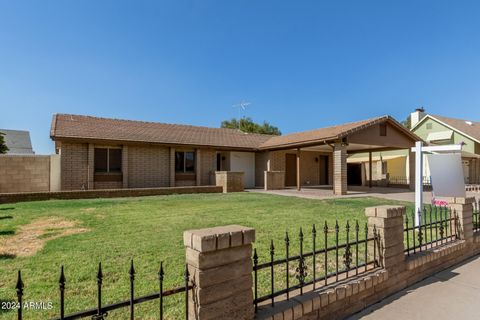 Single Family Residence in Glendale AZ 6322 MISSION Lane.jpg