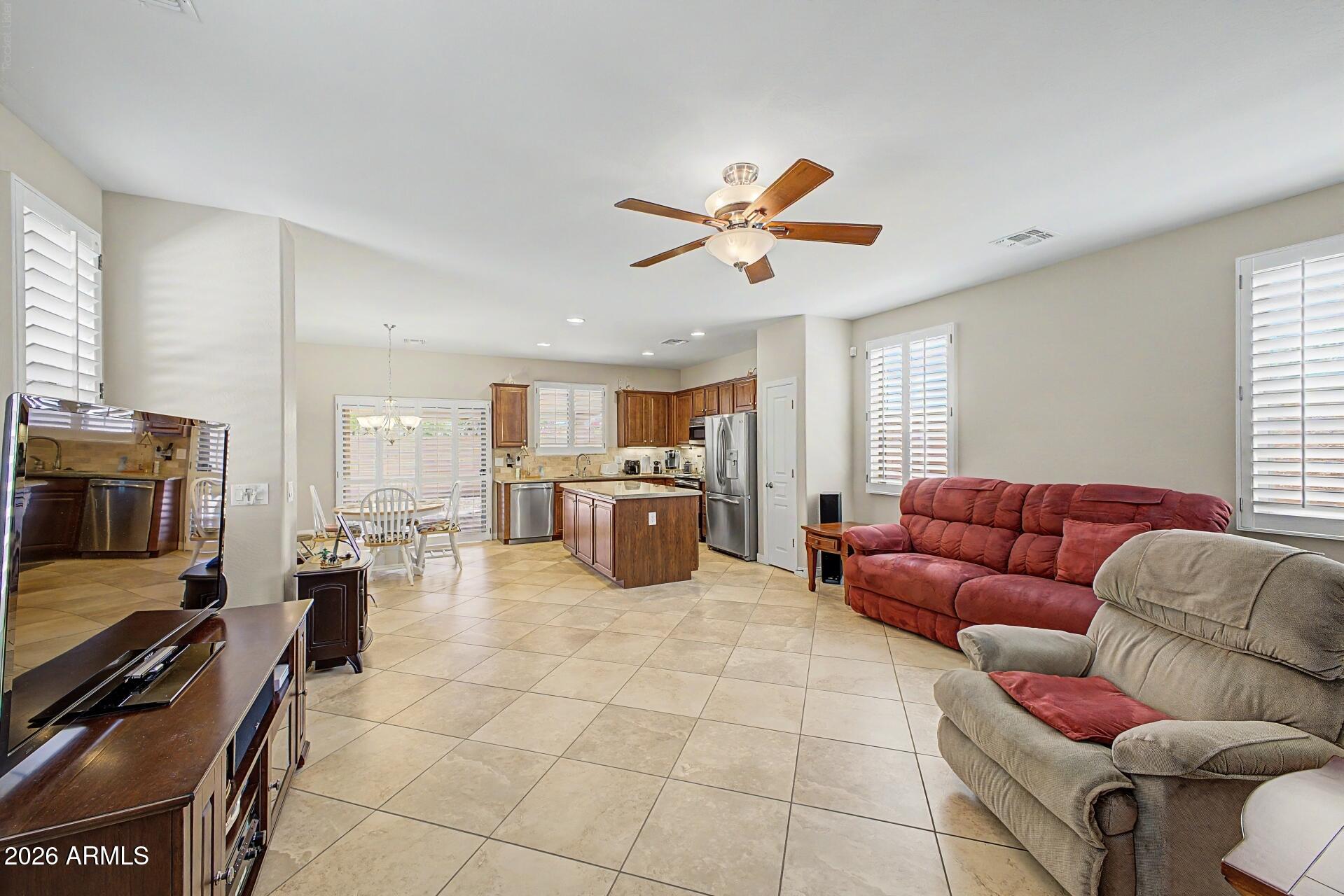 4164 E THUNDERHEART Trail