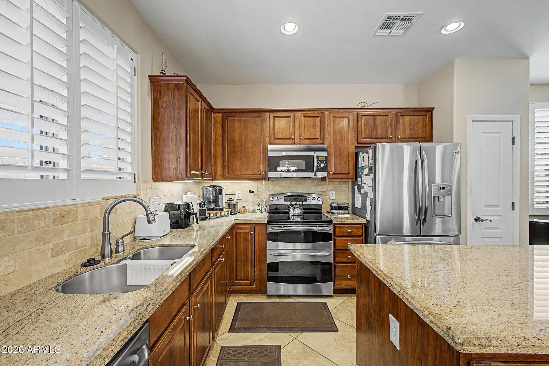 4164 E THUNDERHEART Trail