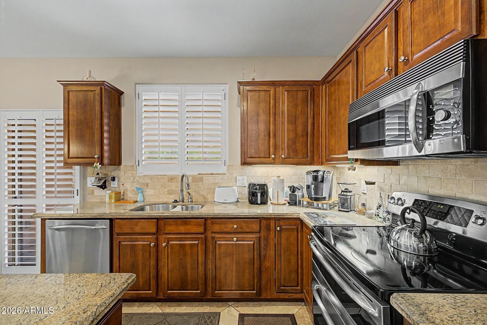4164 E THUNDERHEART Trail