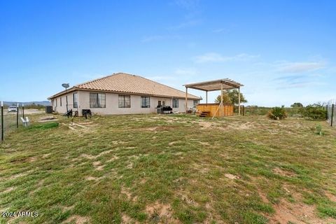 A home in Wickenburg