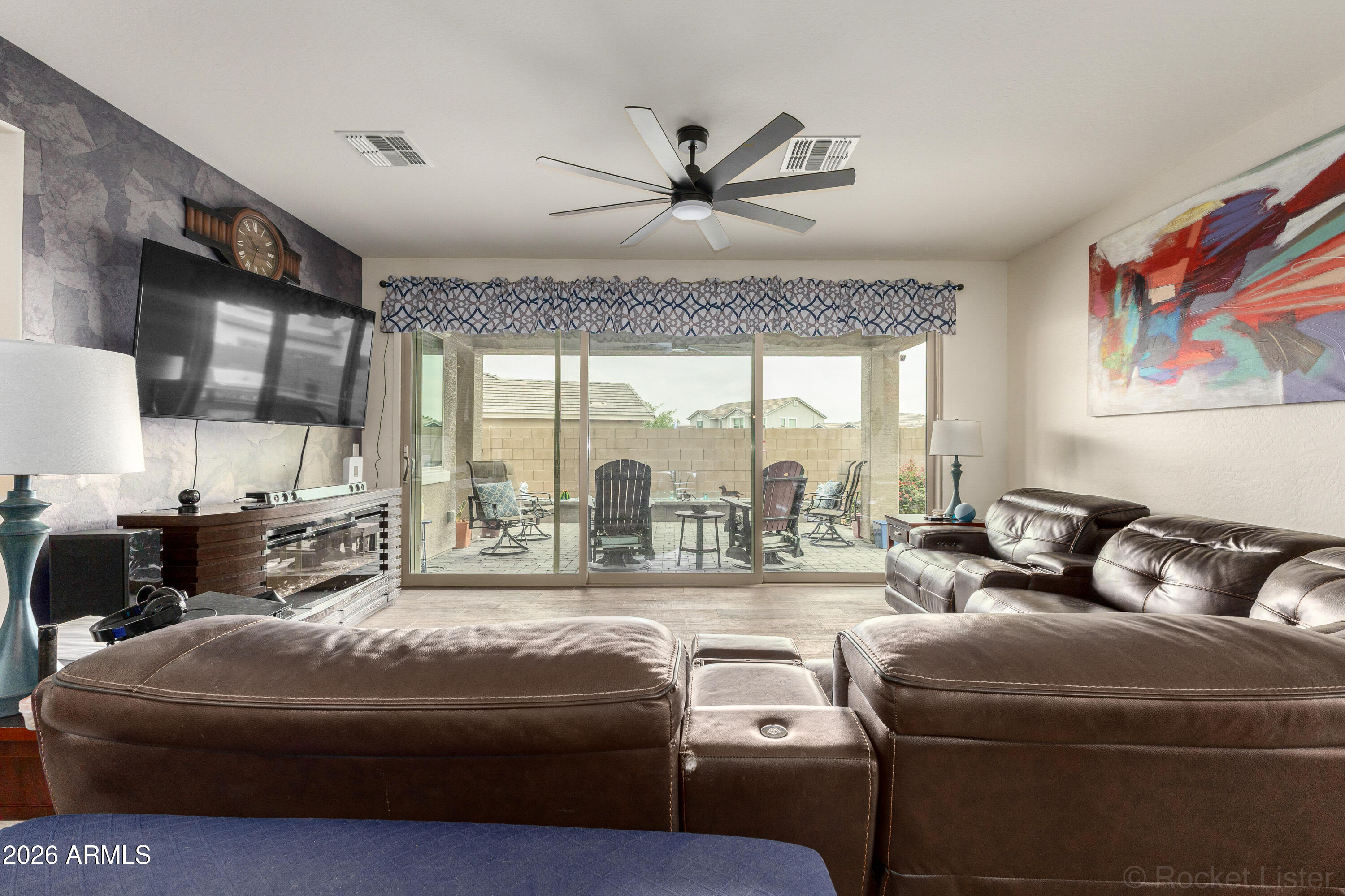 3136 E QUARTZ Street