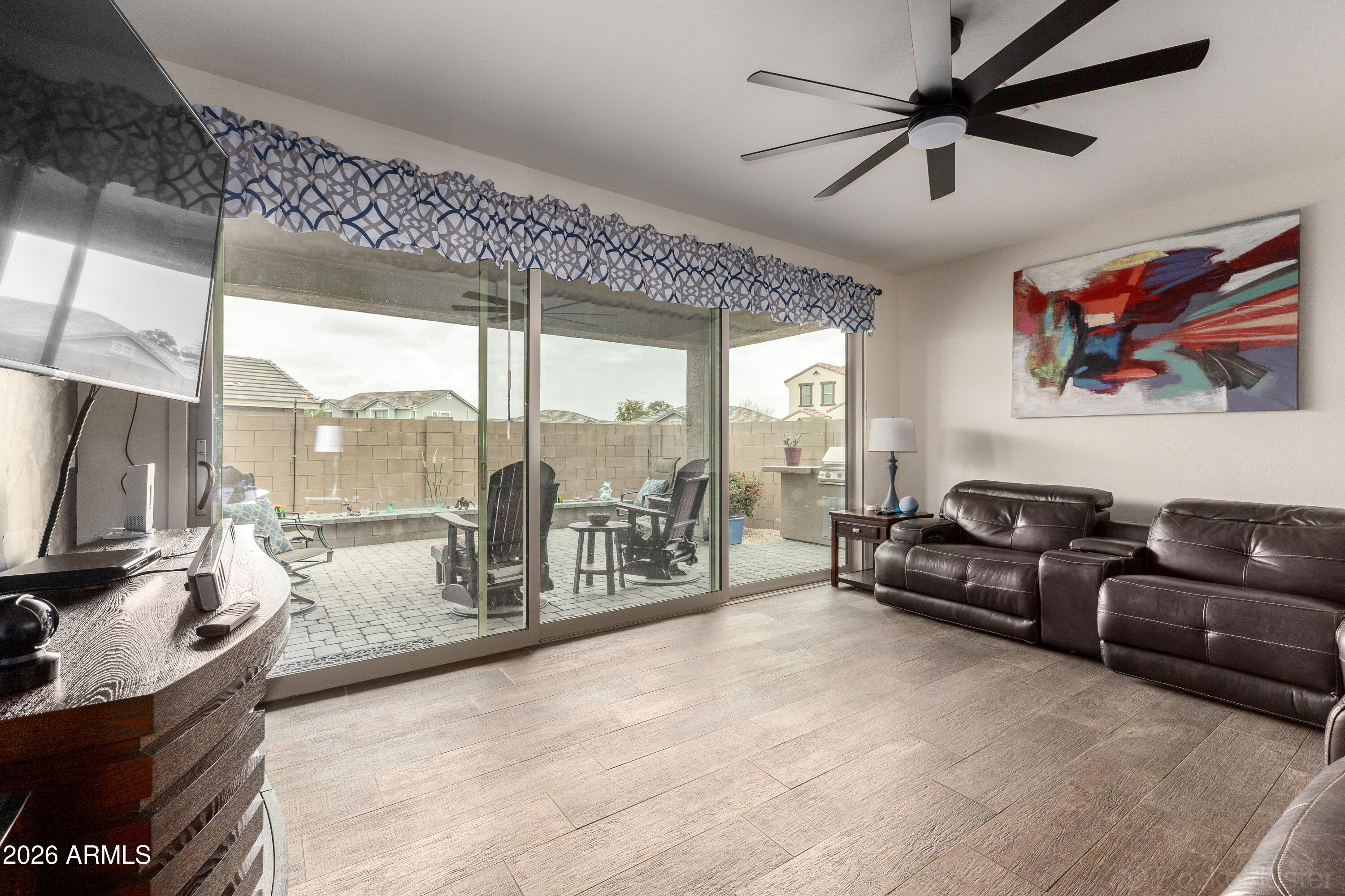 3136 E QUARTZ Street