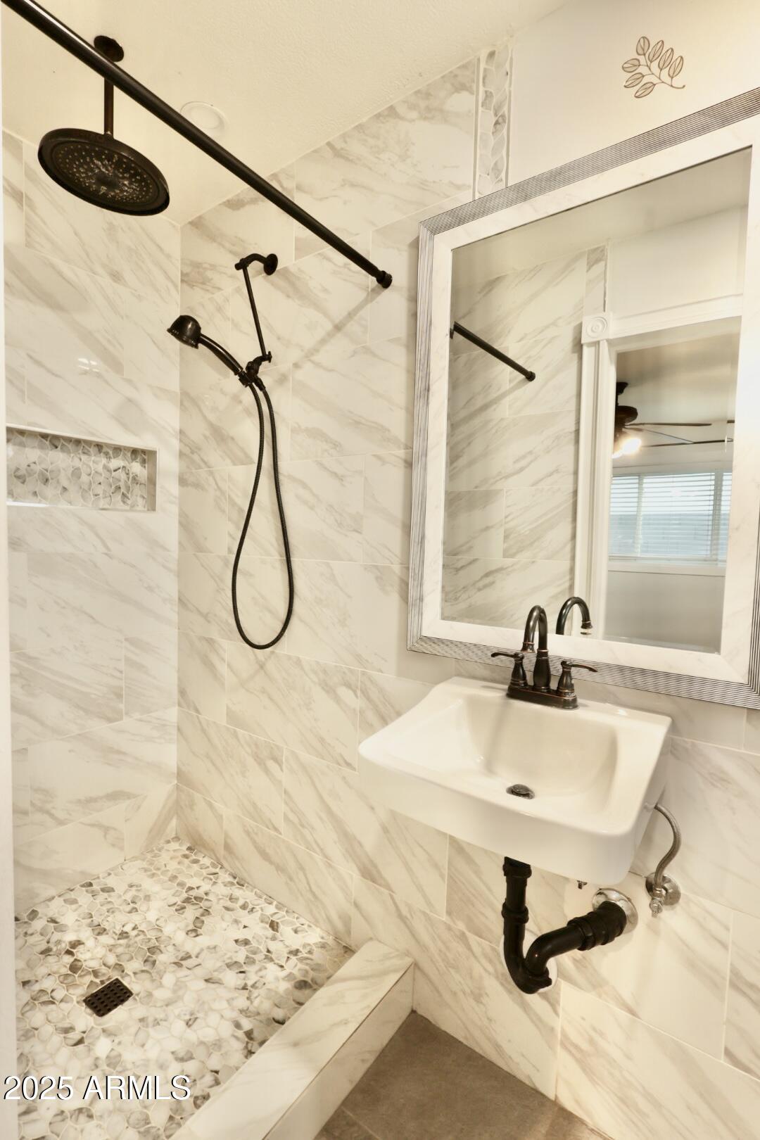 634 E MILLETT Avenue