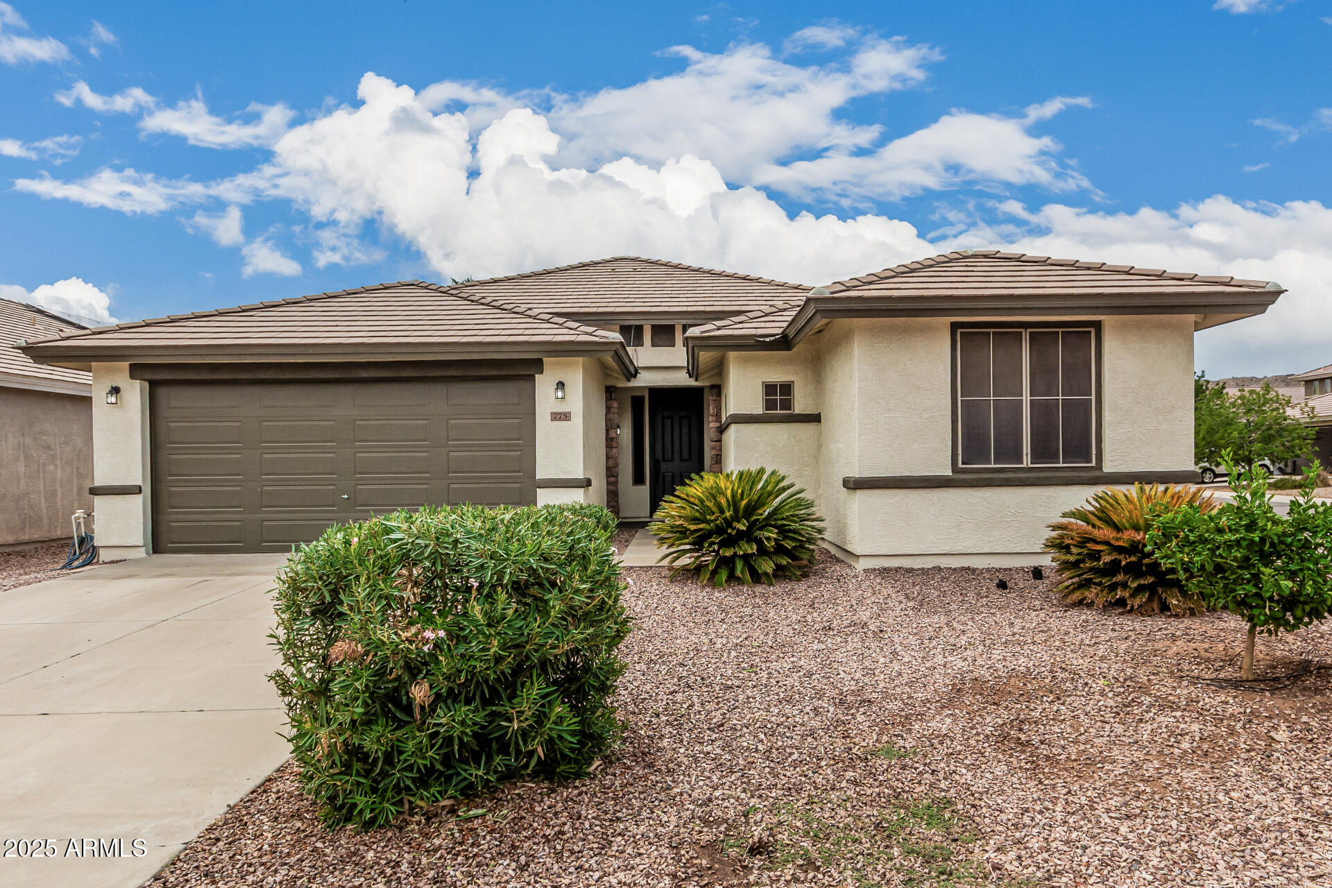 775 W DESERT MOUNTAIN Drive