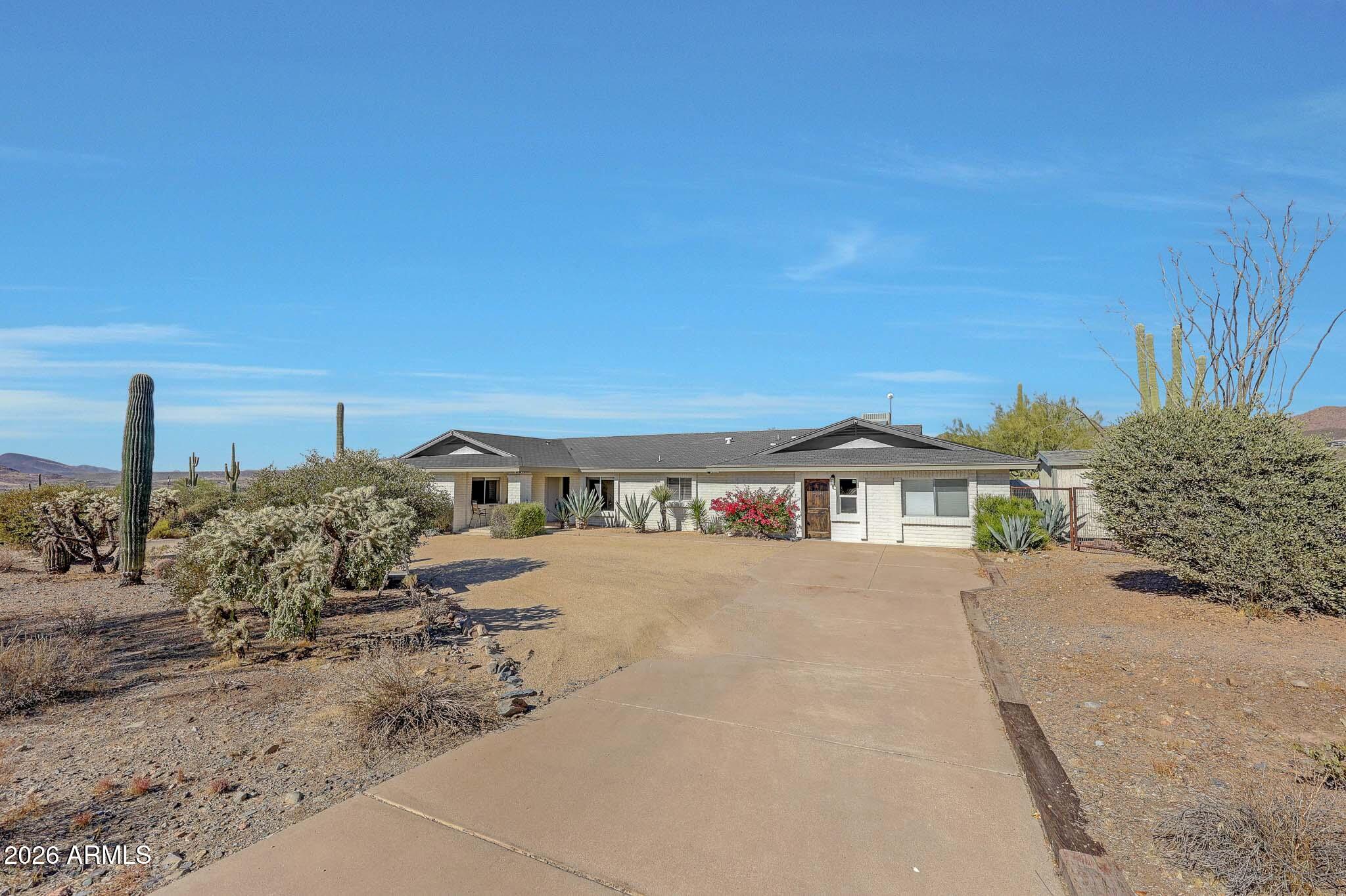 6914 E Highland Road