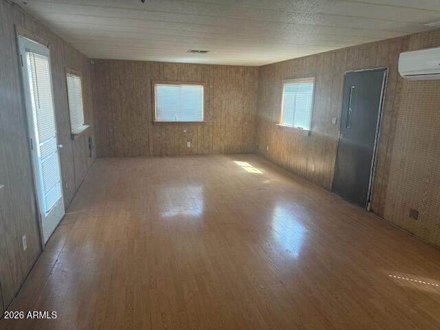 2151 E PERLITE Lane