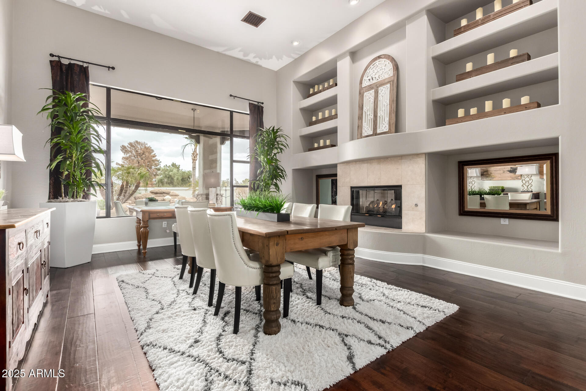 4438 E Millbrae Lane