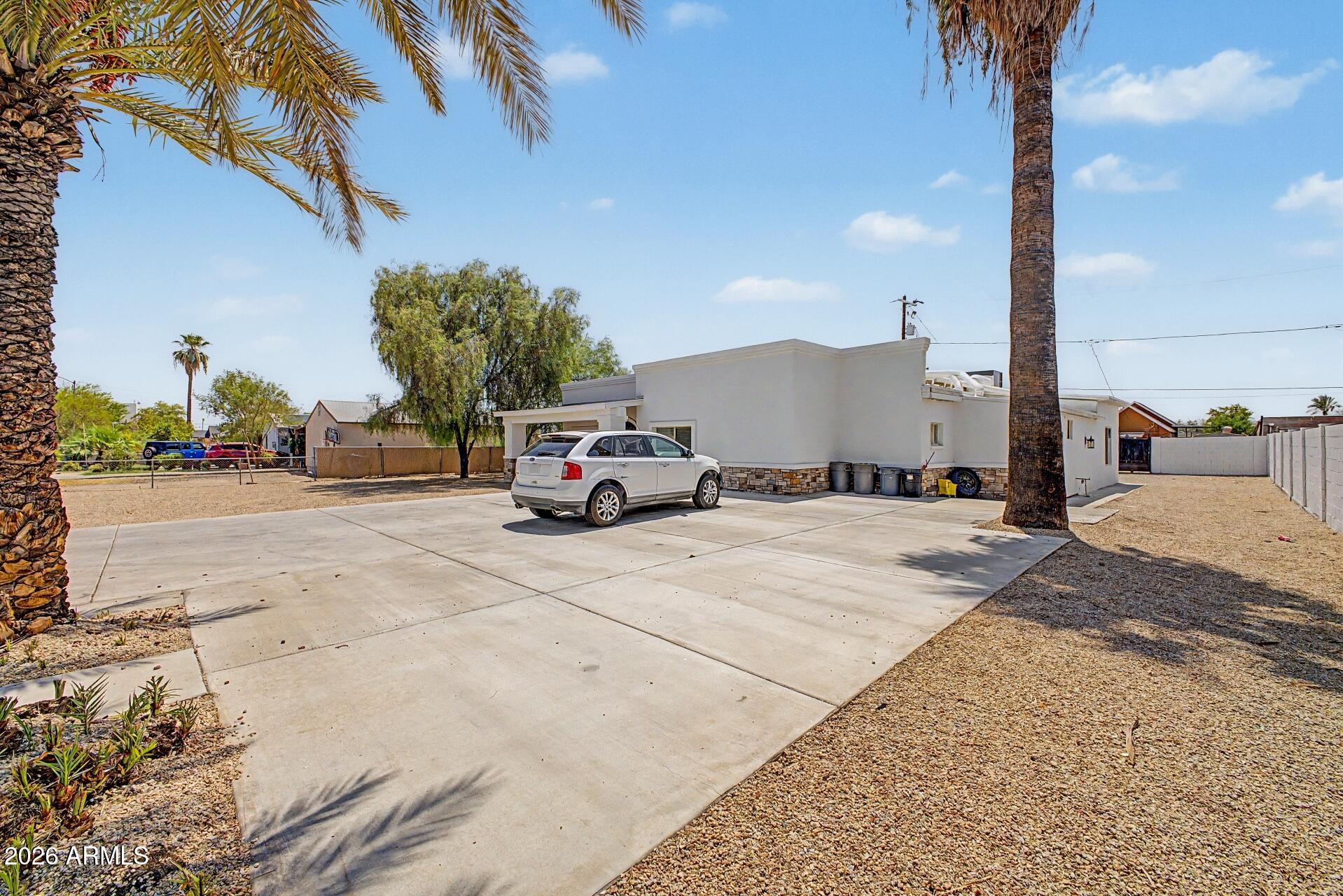 3623 W MCKINLEY Street