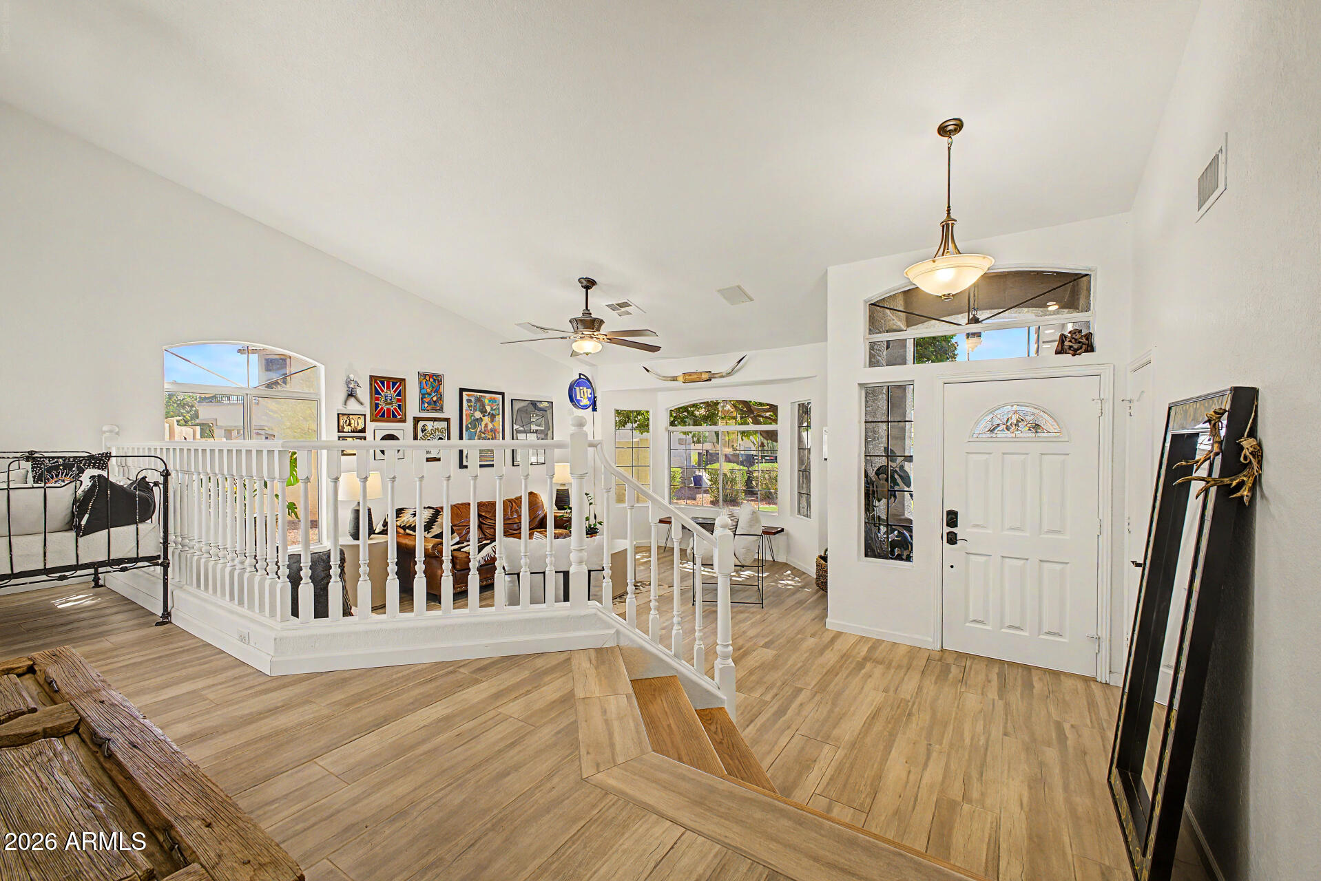 5465 W QUAIL Avenue