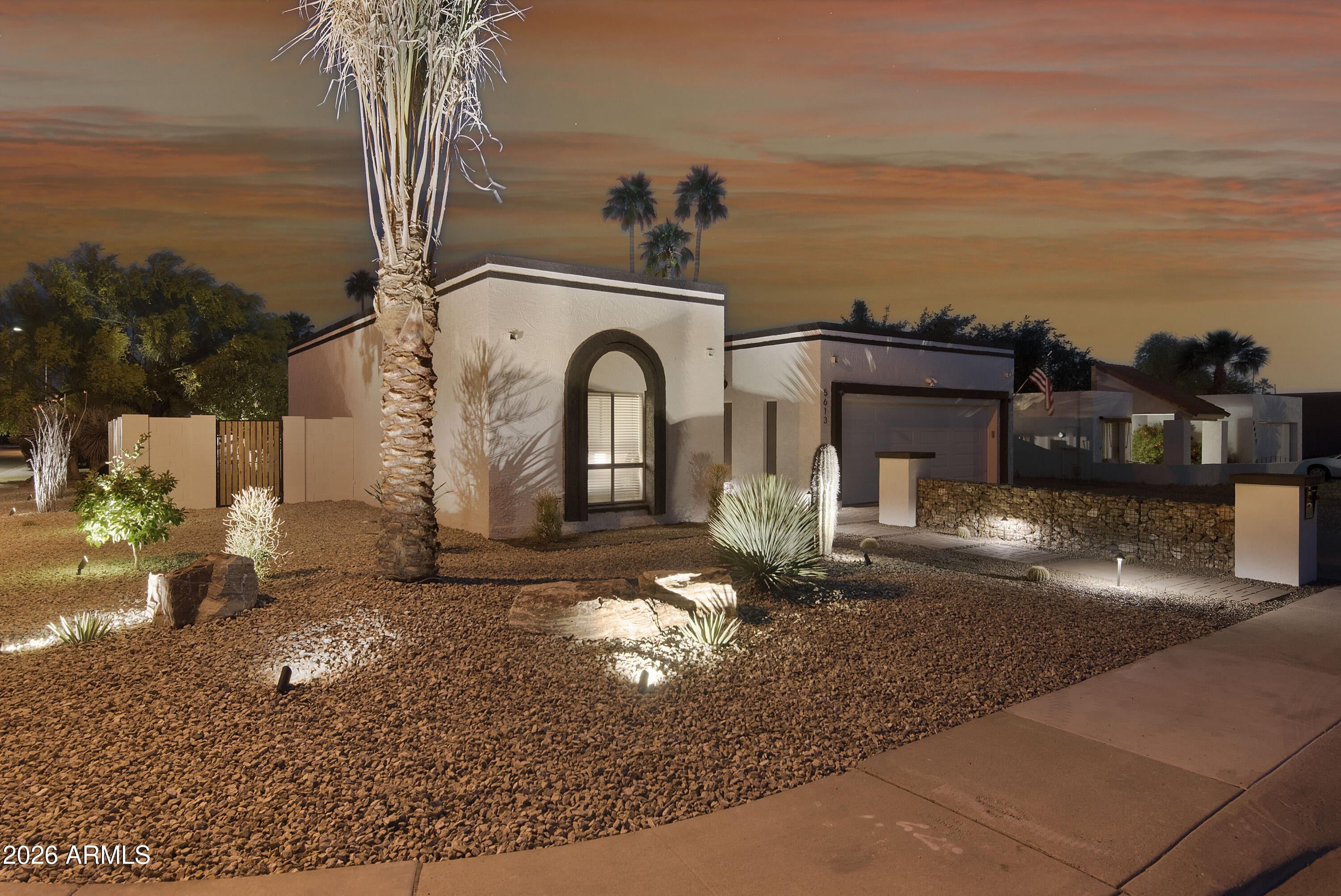 5613 N 76TH Place