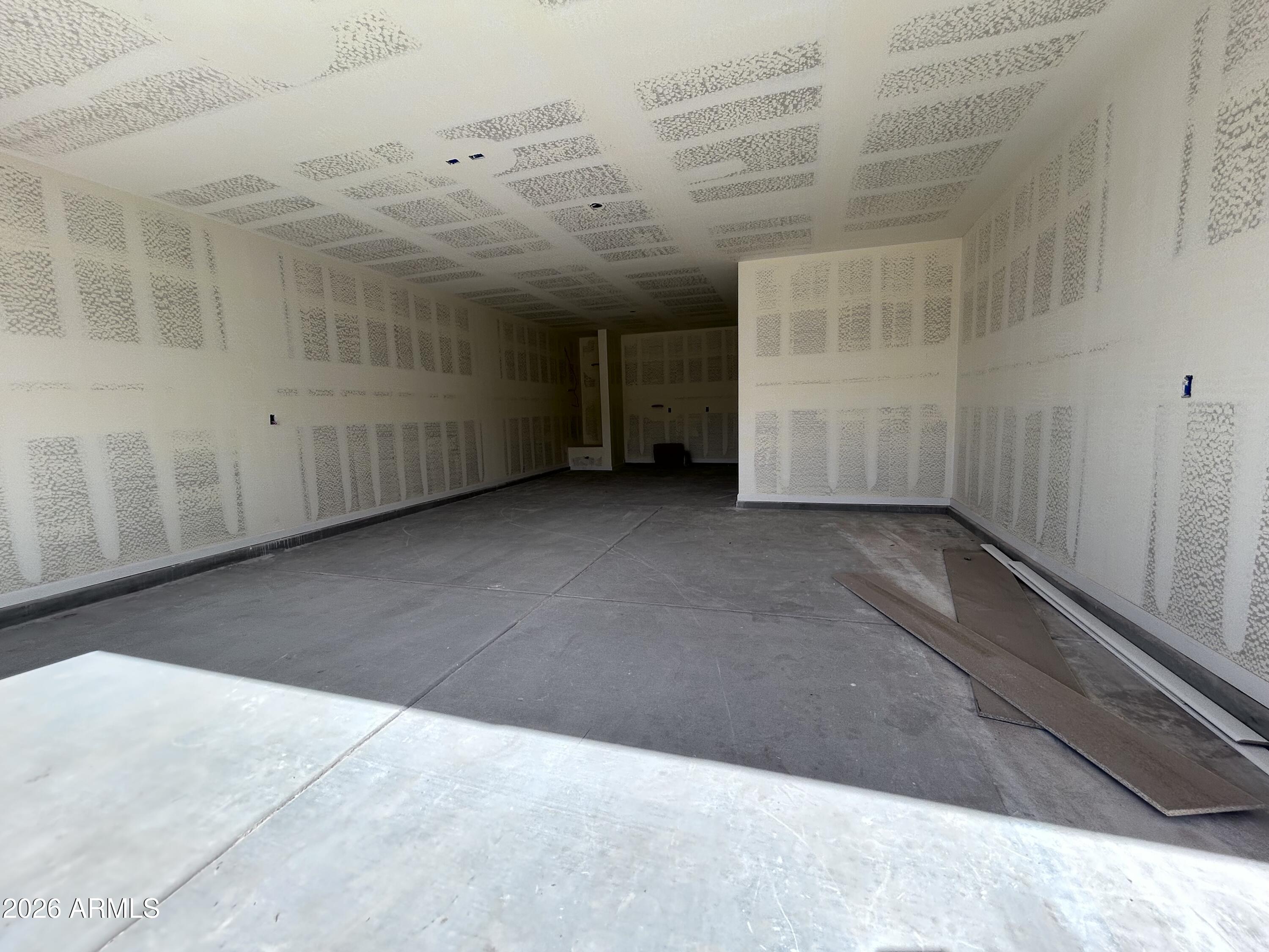 2670 E HOMESTEADER Road