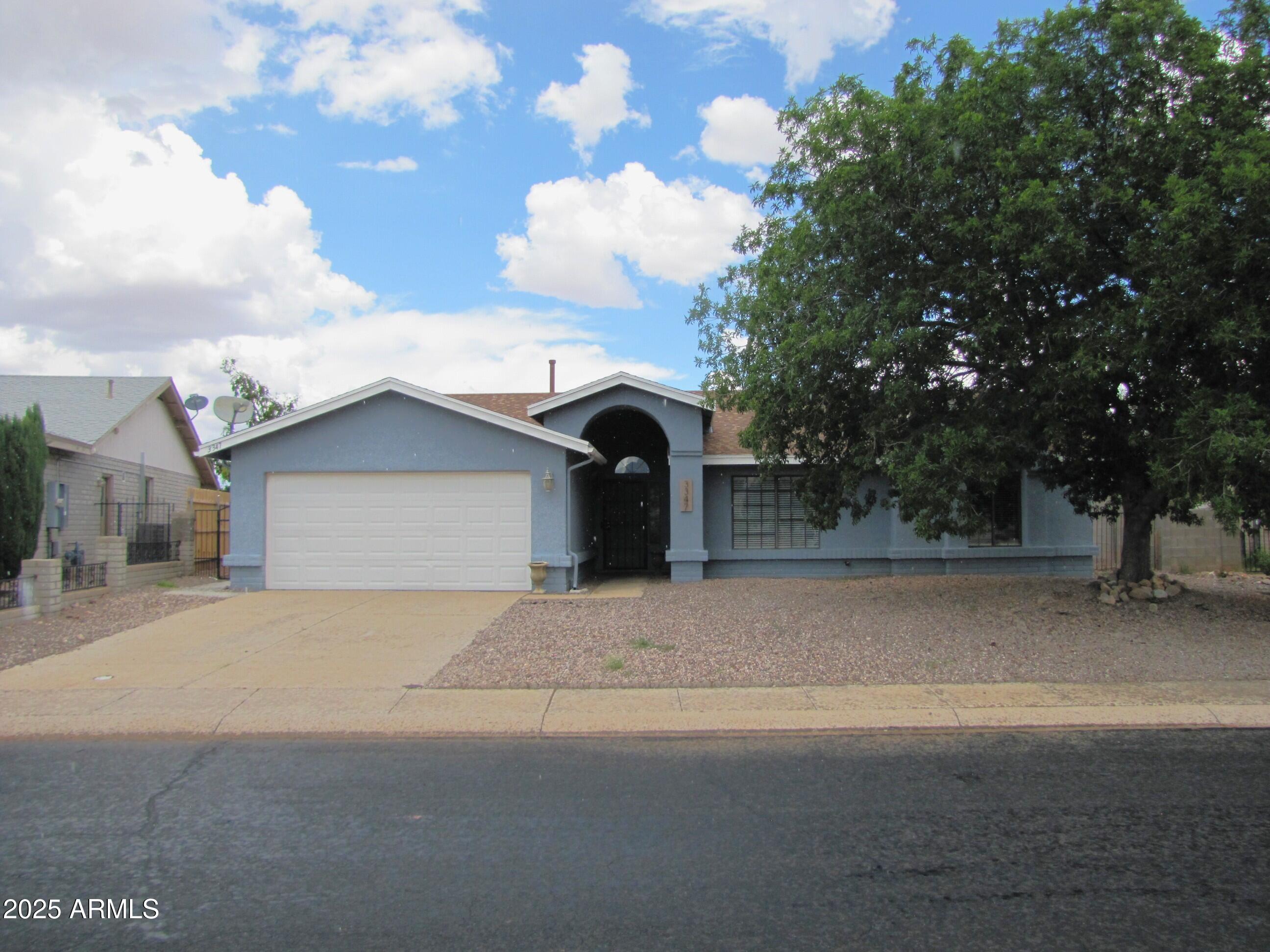 EAGLE RIDGE - Residential