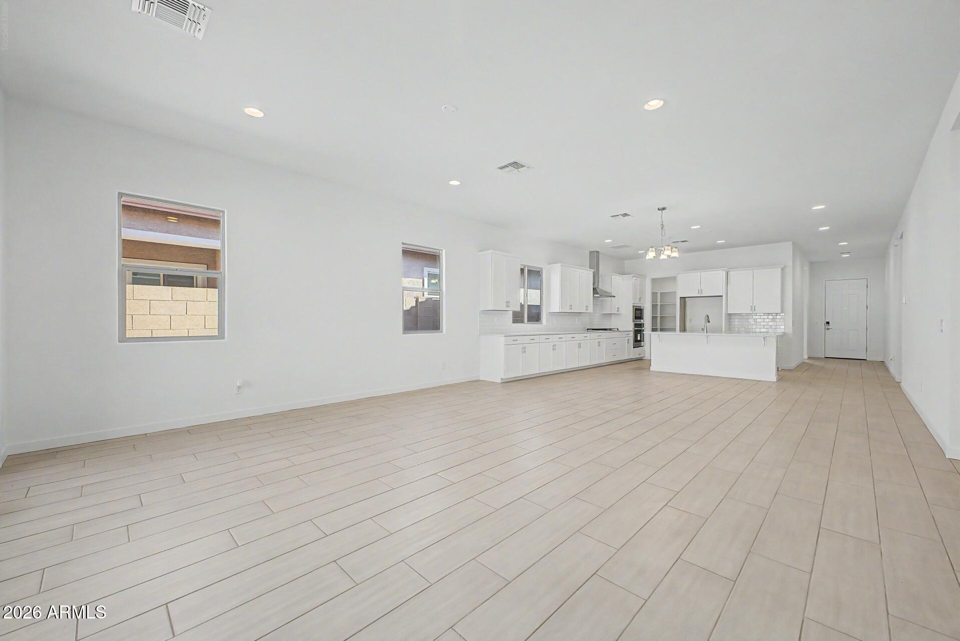 16982 W DESERT Lane