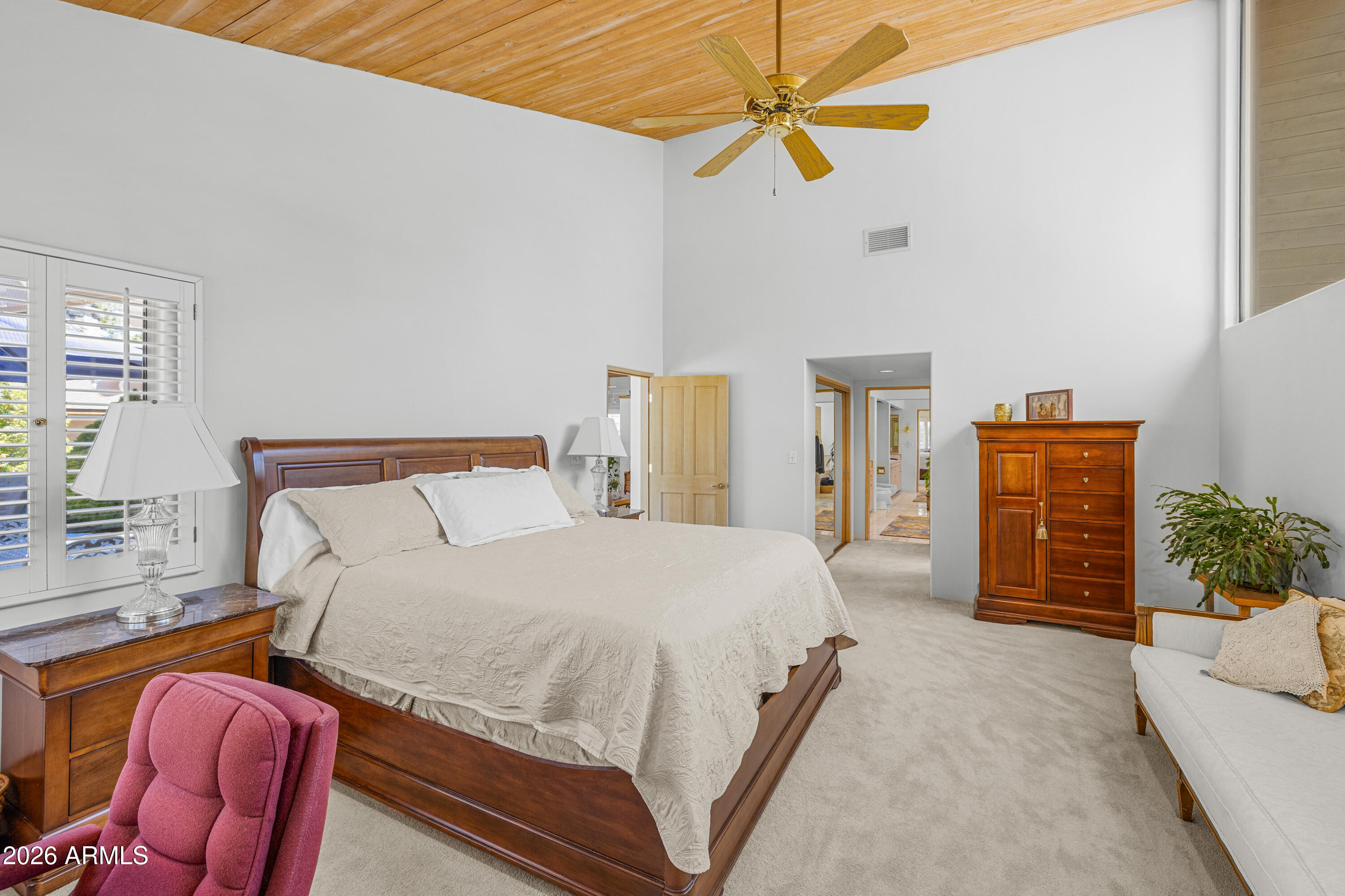 Flagstaff, Arizona, 86004, United States, 3 Bedrooms Bedrooms, ,3 BathroomsBathrooms,Residential,Pending,2045808