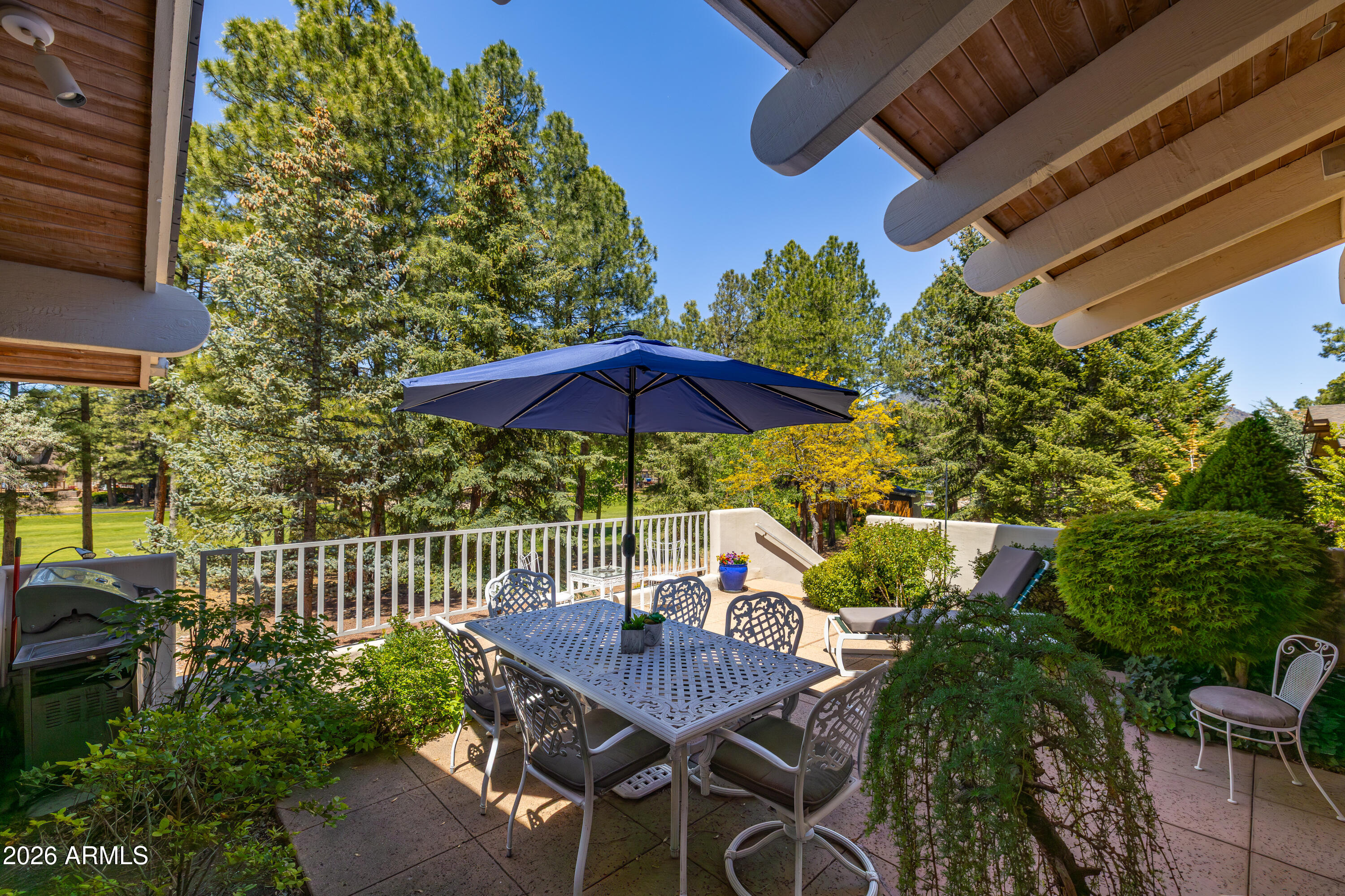 Flagstaff, Arizona, 86004, United States, 3 Bedrooms Bedrooms, ,3 BathroomsBathrooms,Residential,Pending,2045808