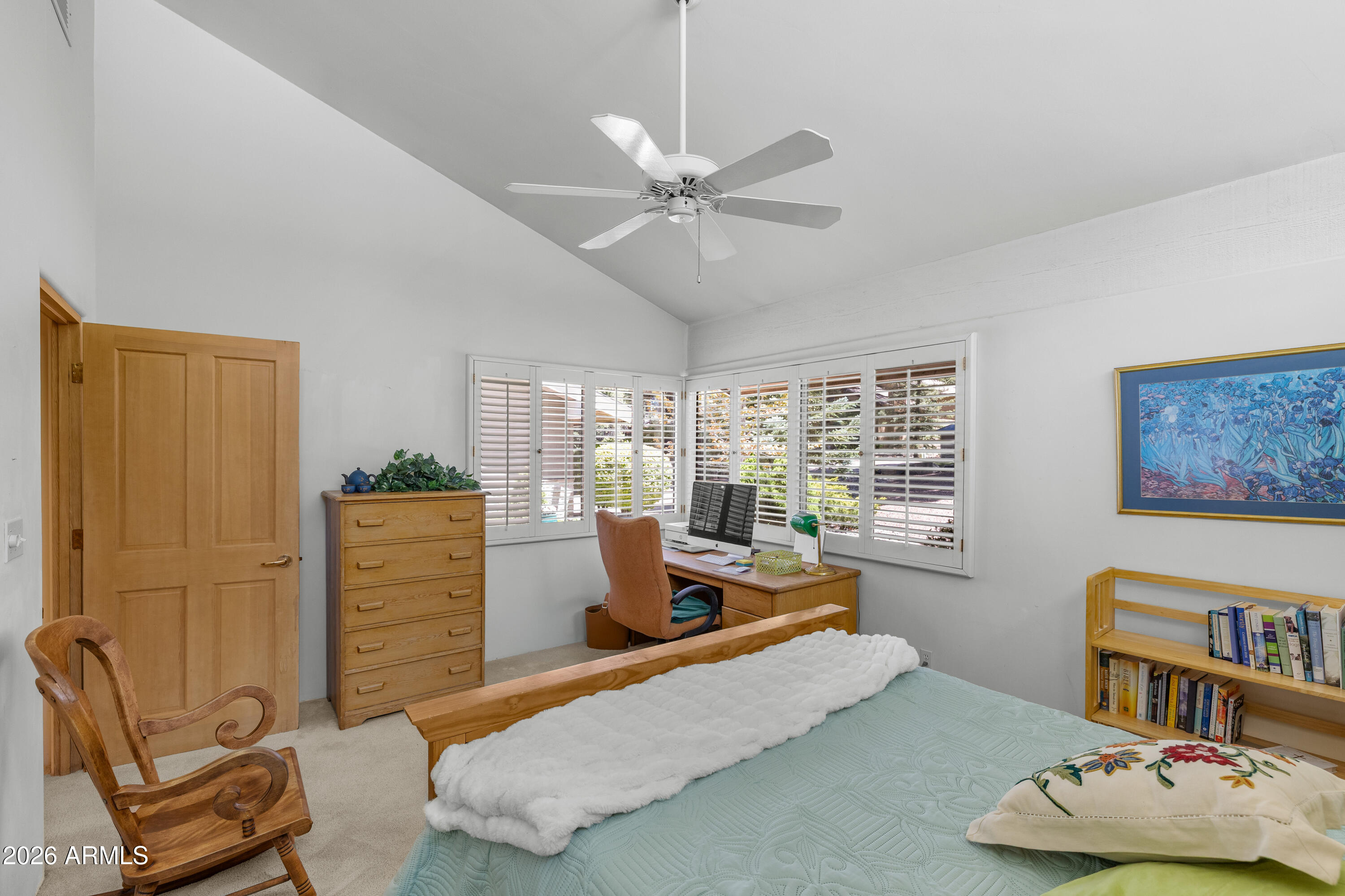 Flagstaff, Arizona, 86004, United States, 3 Bedrooms Bedrooms, ,3 BathroomsBathrooms,Residential,Pending,2045808