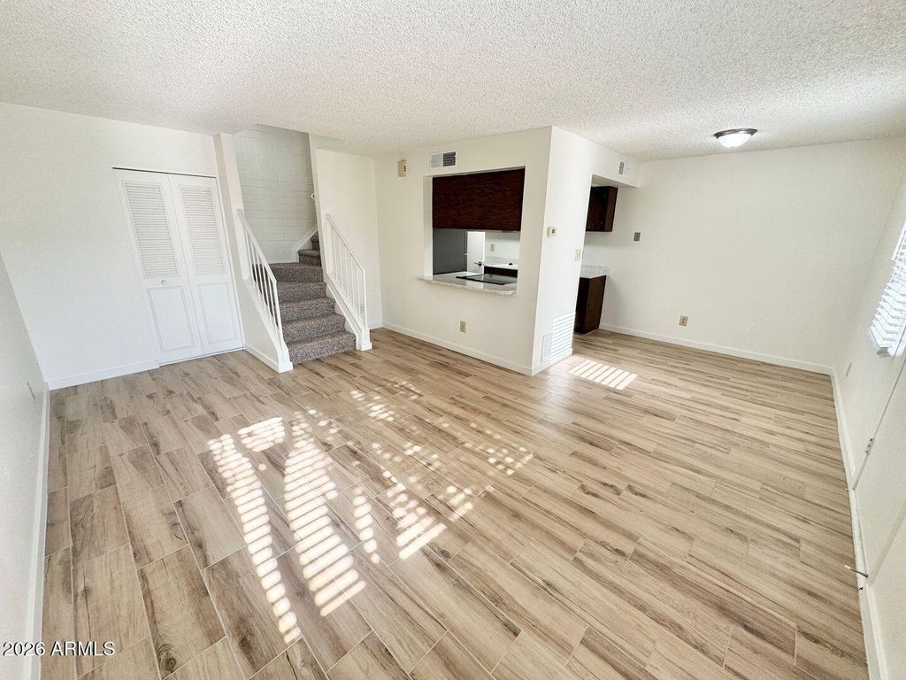 Photo of 8029 N 32nd Lane, Phoenix, AZ 85051 (MLS # 7031220)