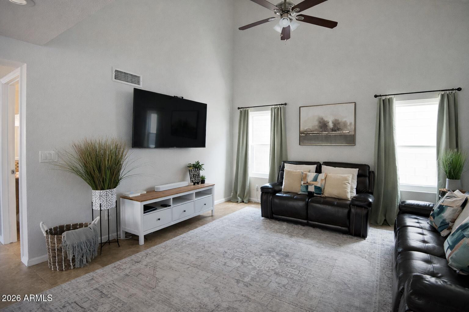 4130 E MOUNTAIN VISTA Drive