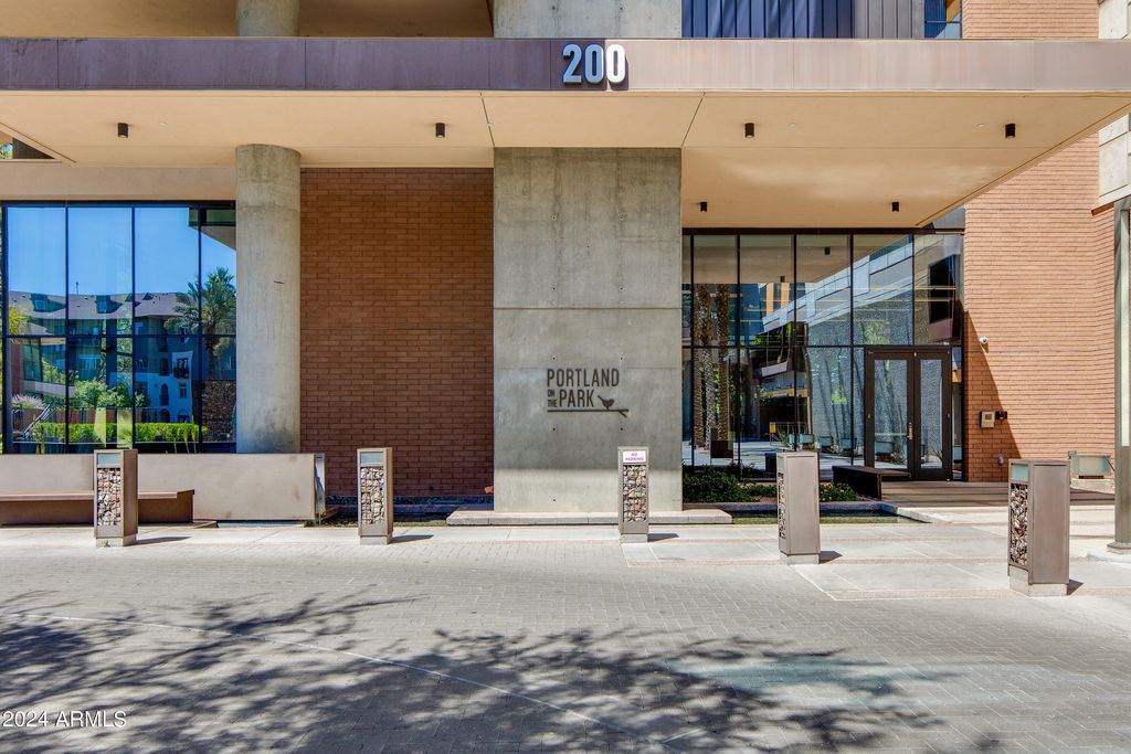 Photo of 200 W Portland Street #511, Phoenix, AZ 85003 (MLS # 6931112)