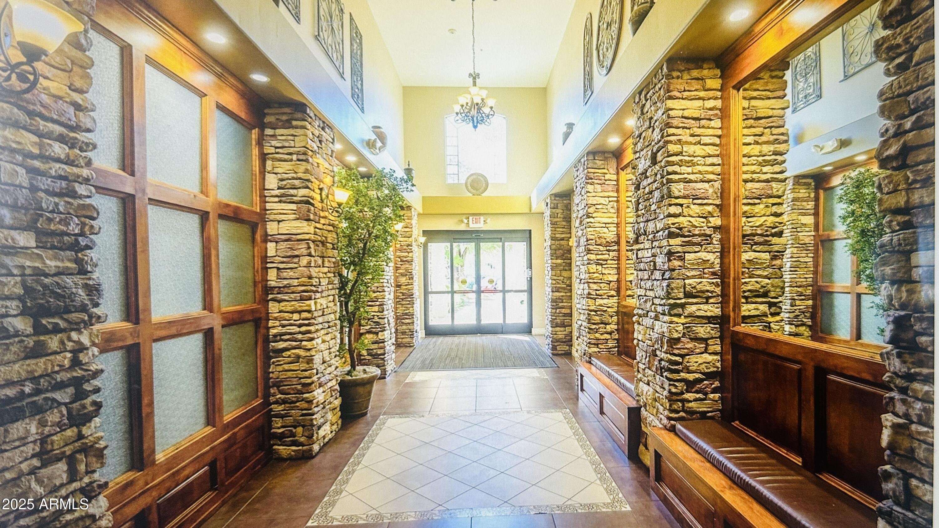 5450 E DEER VALLEY Drive 3003