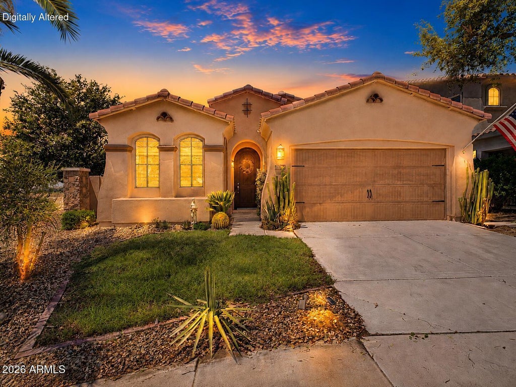 Photo of 202 N 110th Drive, Avondale, AZ 85323 (MLS # 7066971)
