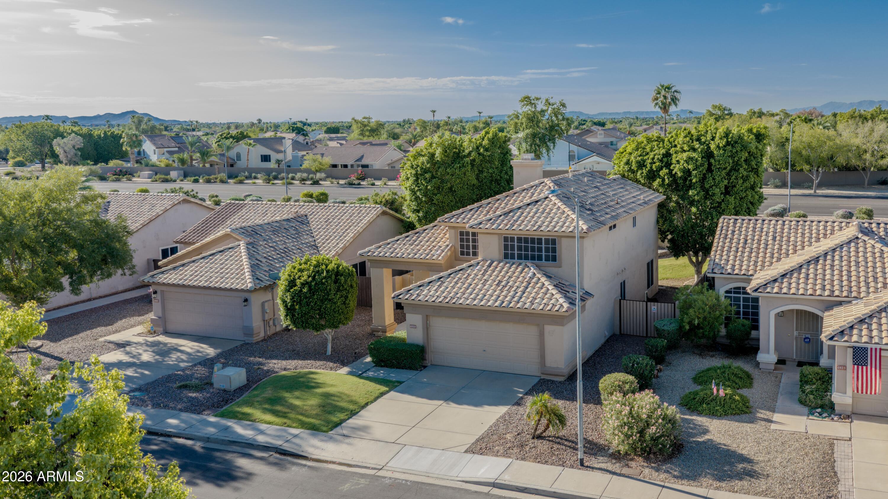 6919 W VIA DEL SOL Drive