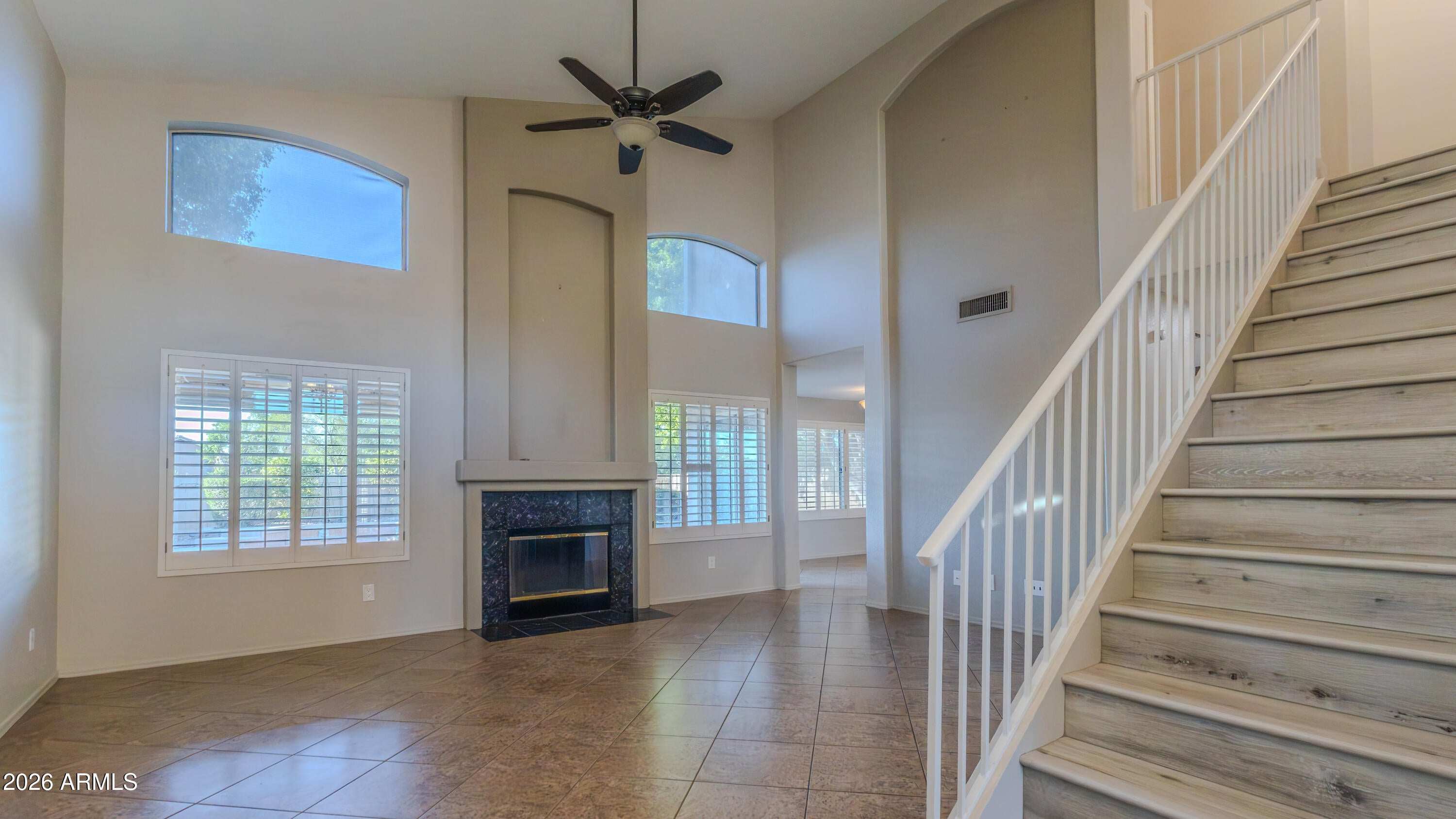 6919 W VIA DEL SOL Drive