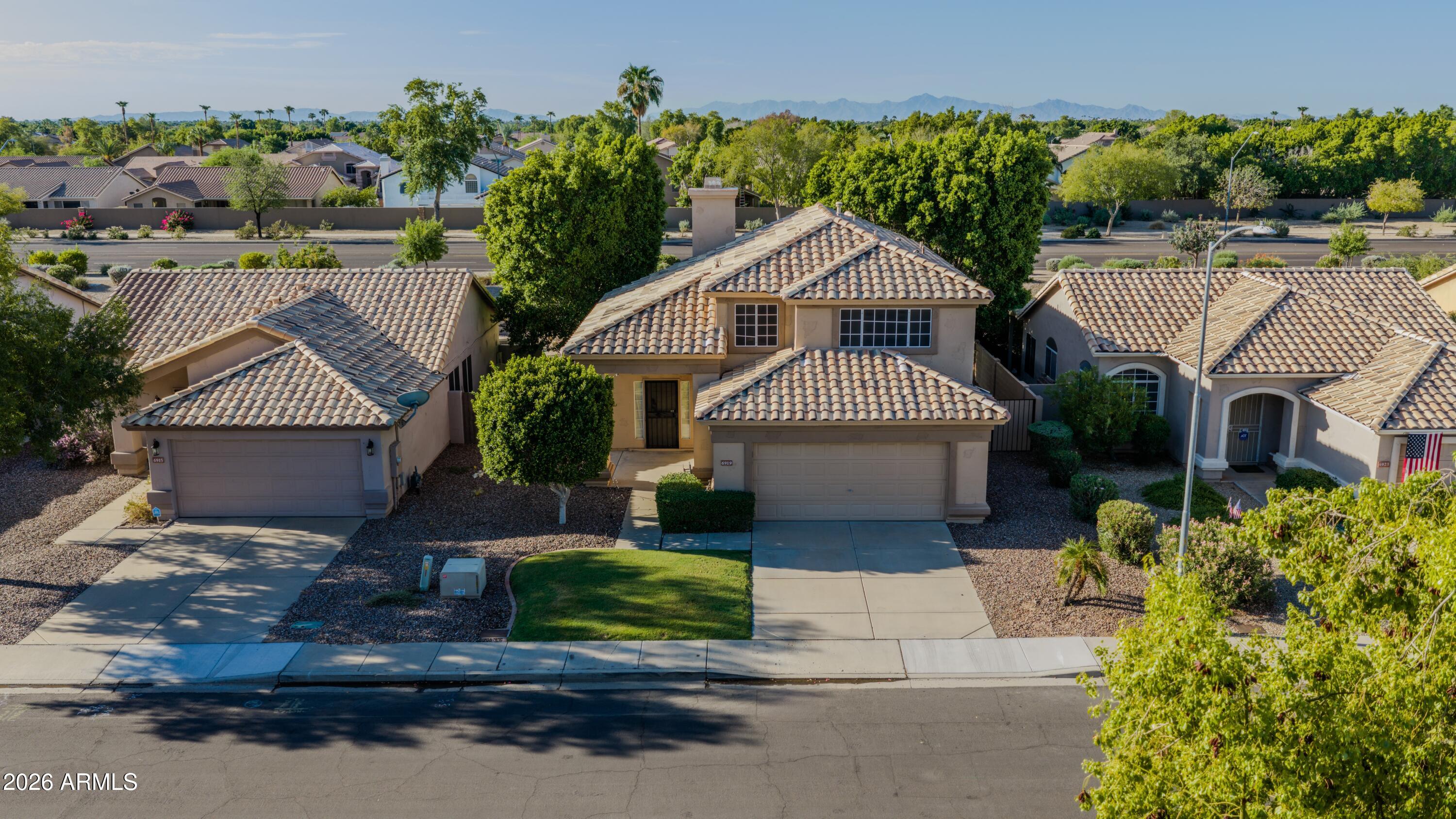 6919 W VIA DEL SOL Drive