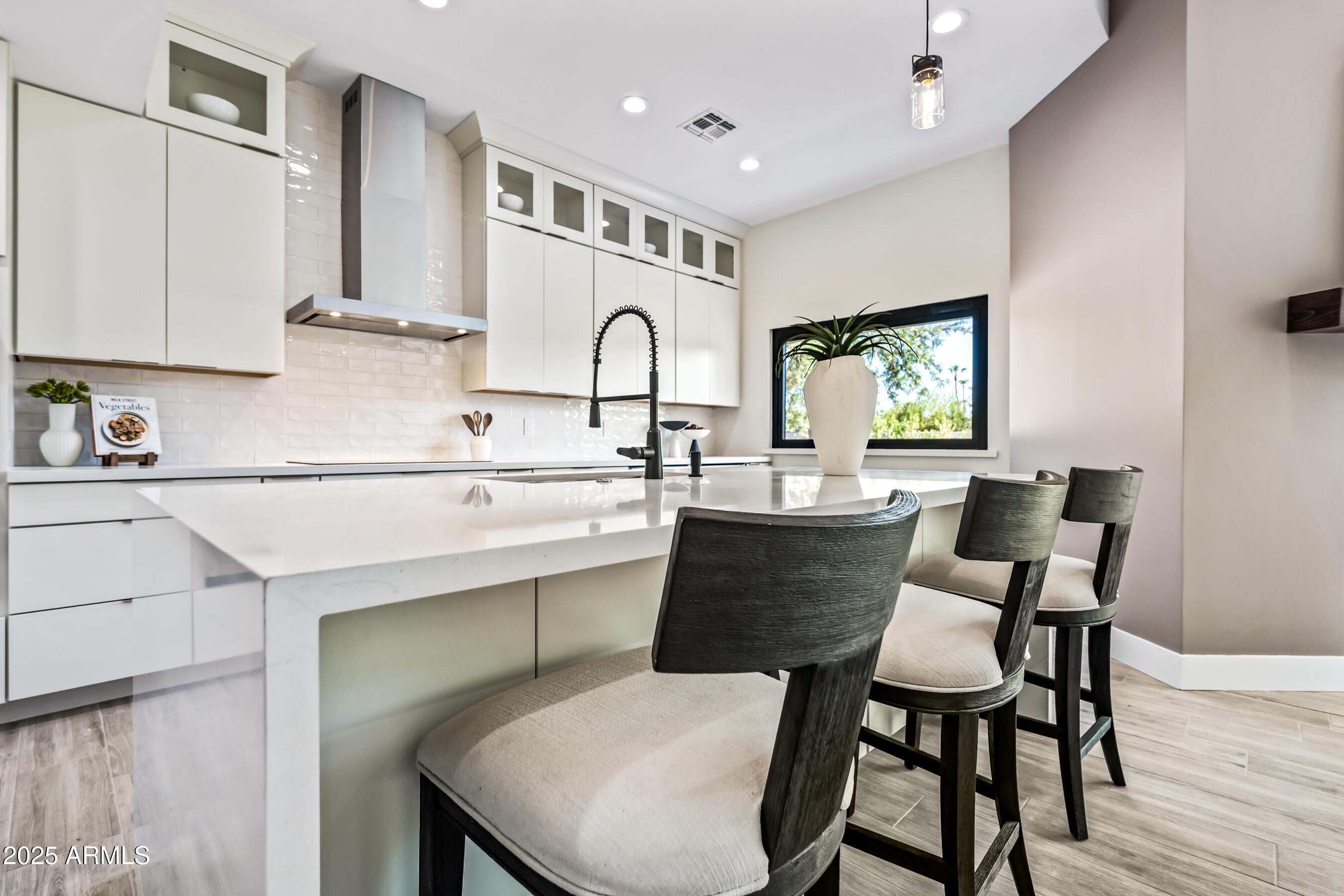 Scottsdale, Arizona, 85258, United States, 4 Bedrooms Bedrooms, ,4 BathroomsBathrooms,Residential,Active,1994950