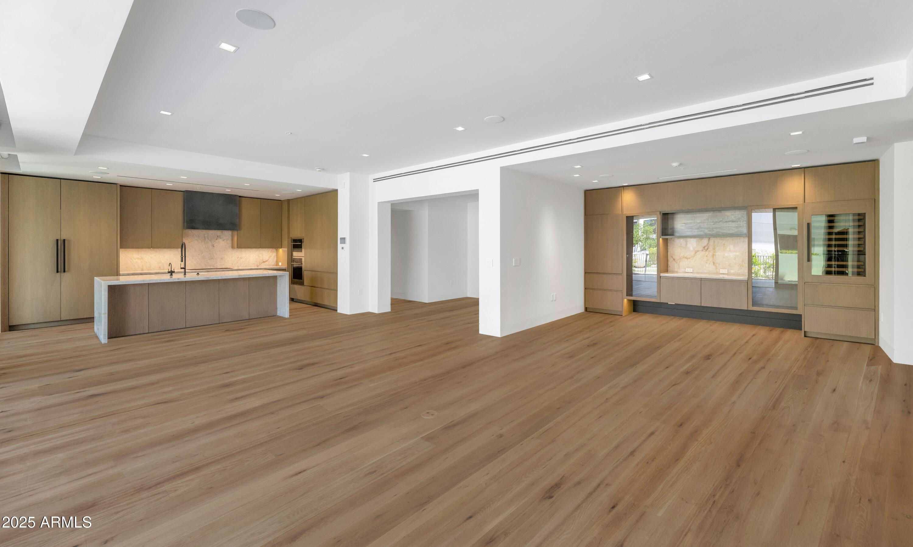 6587 N PALMERAIE Boulevard 1051
