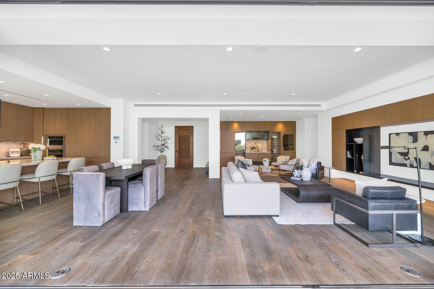 6587 N PALMERAIE Boulevard 1051