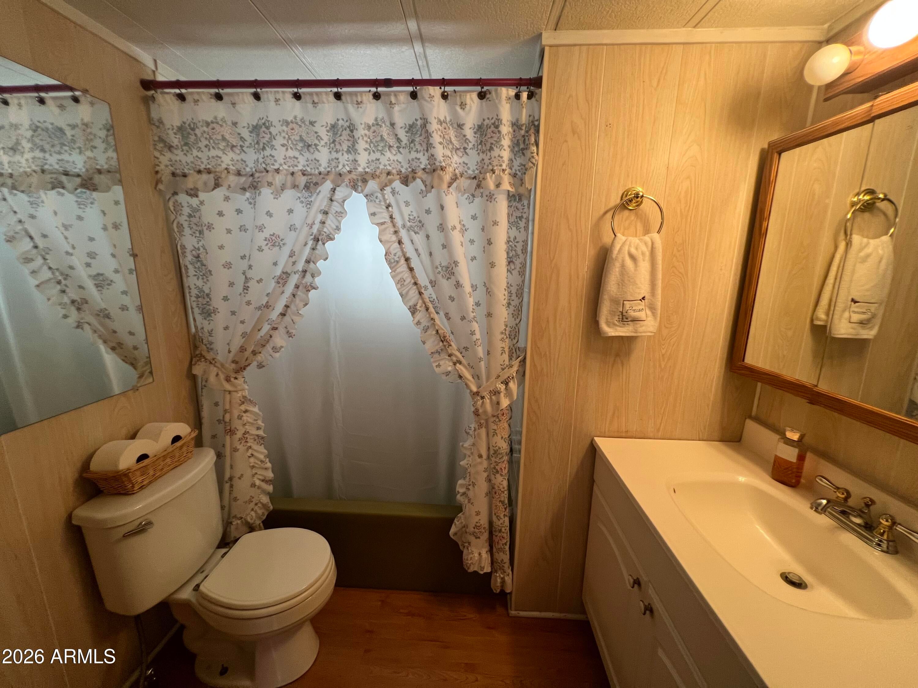 305 S Val Vista Drive 81
