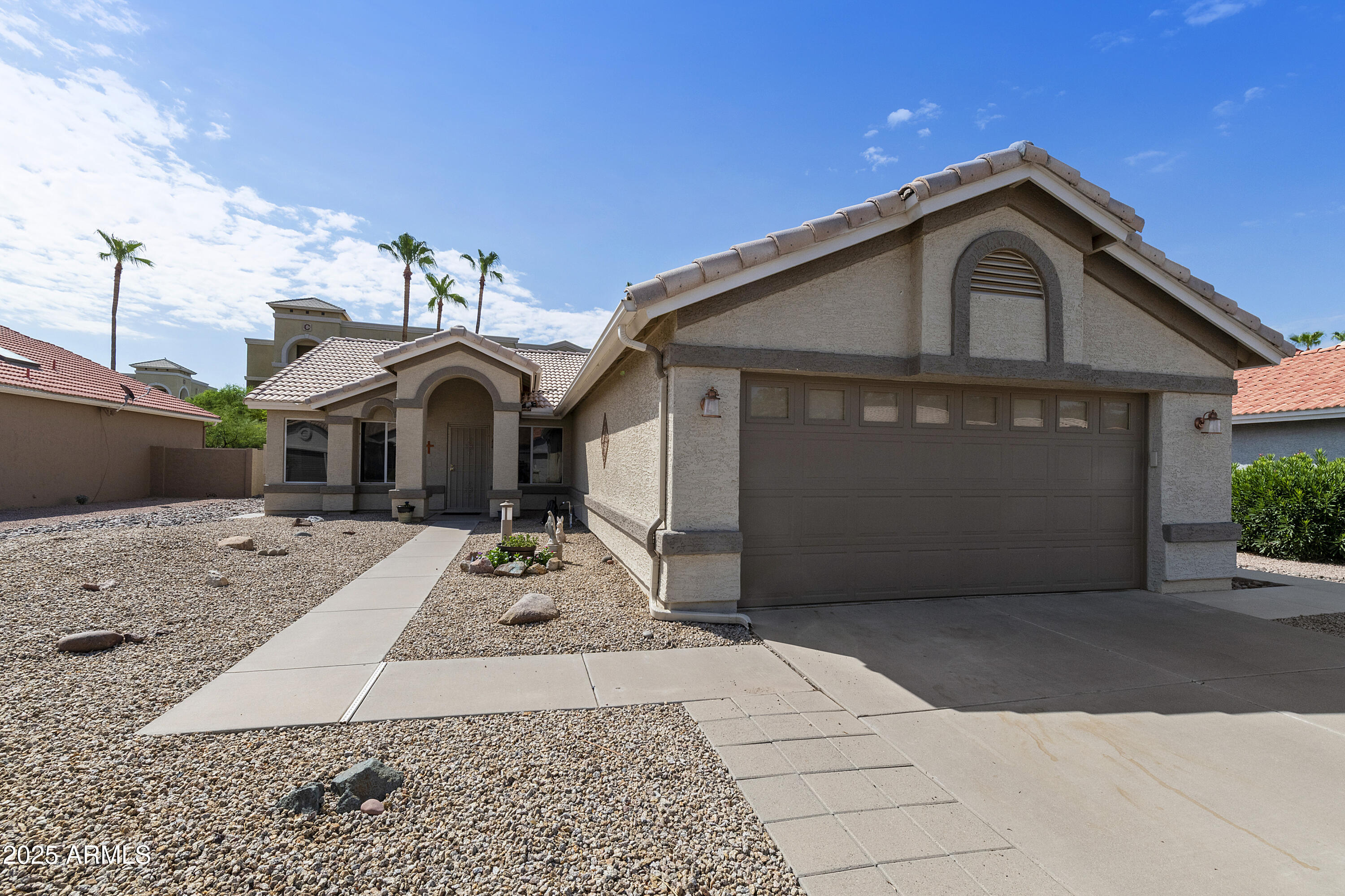 9421 E NACOMA Drive