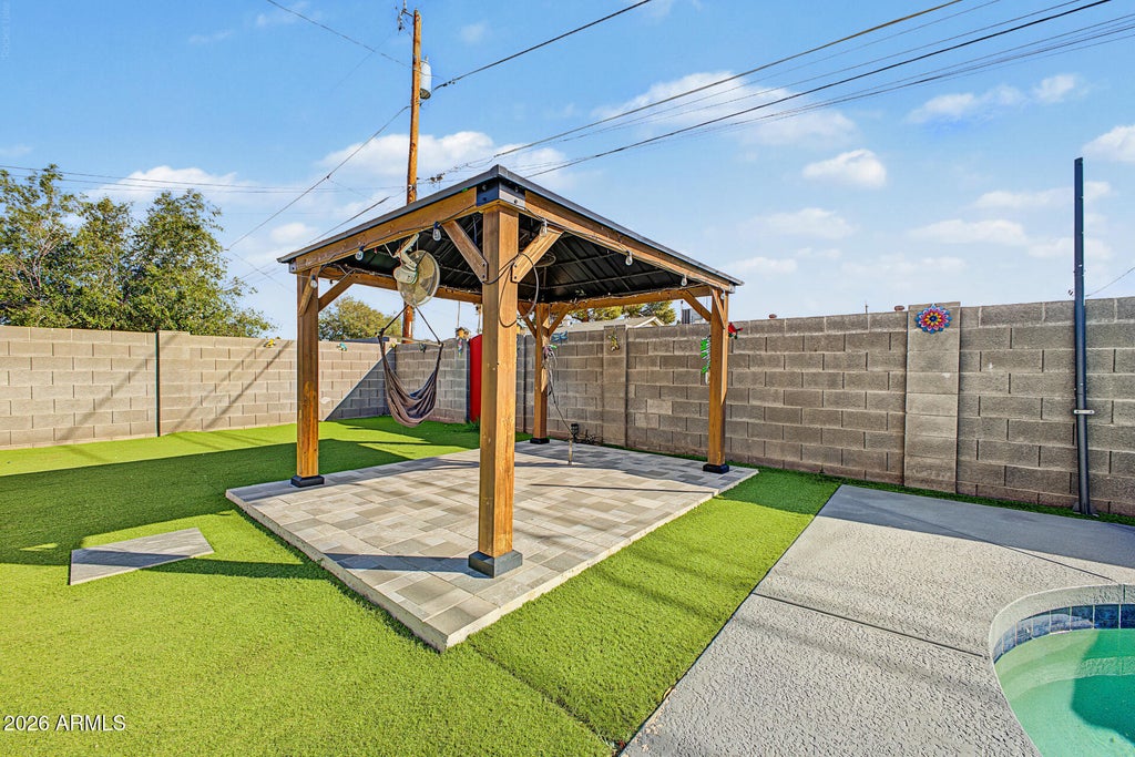 Photo of 3021 W Bloomfield Road, Phoenix, AZ 85029 (MLS # 7092694)