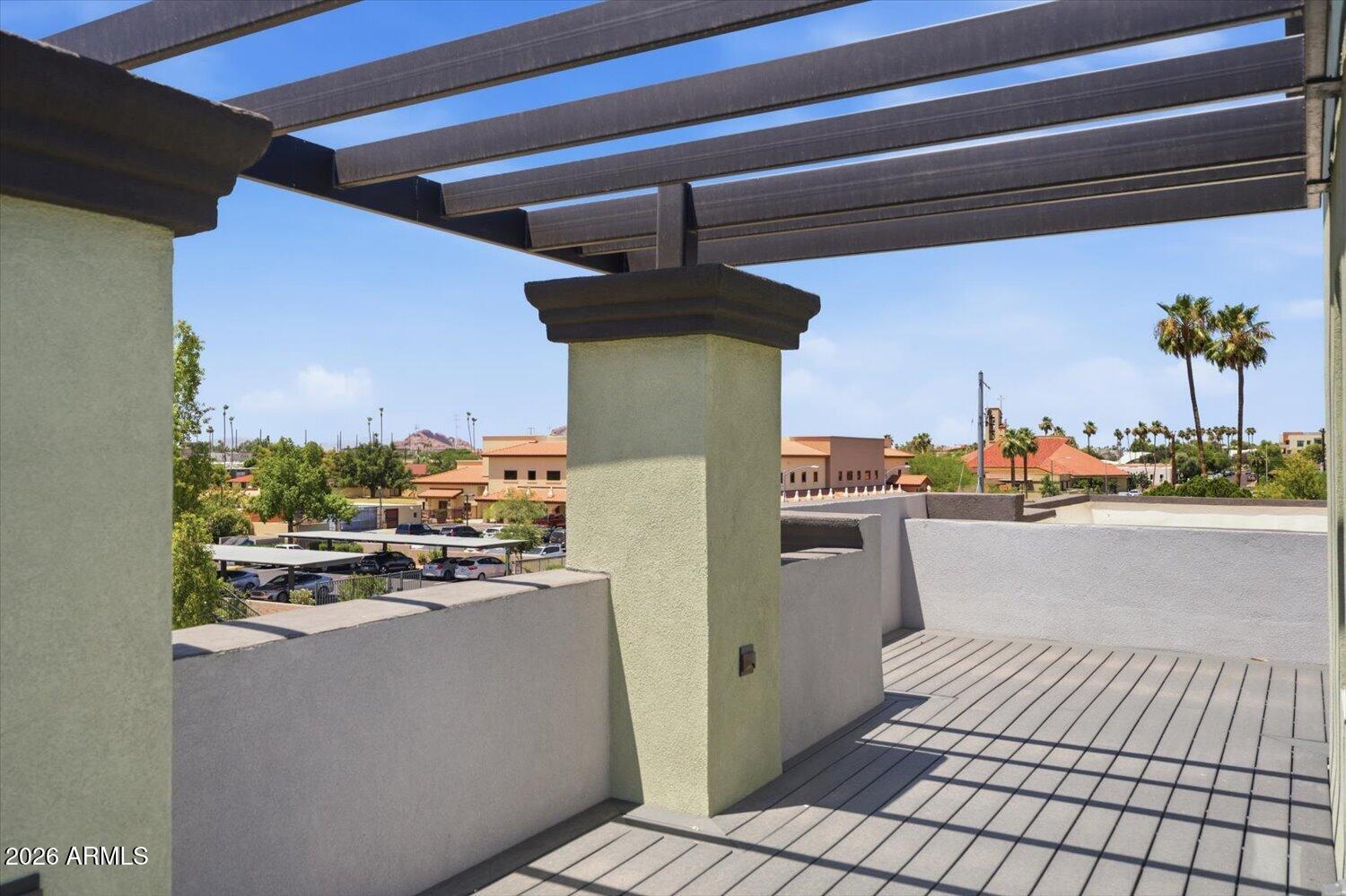 SENECA LUXURY CONDOMINIUMS - Residential