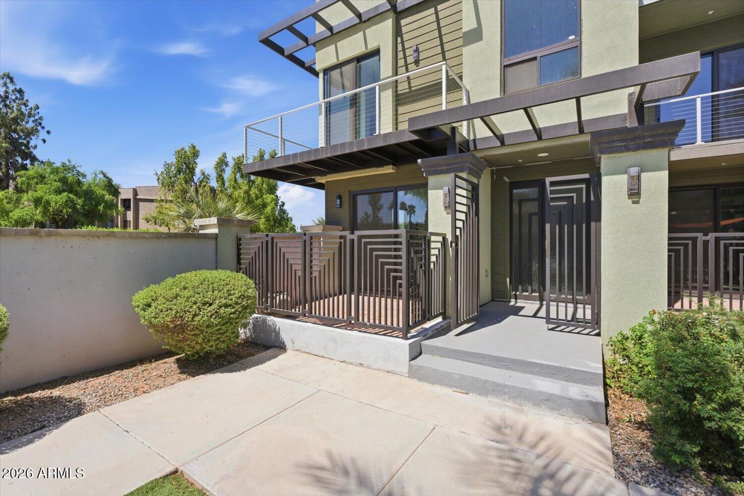 SENECA LUXURY CONDOMINIUMS - Residential