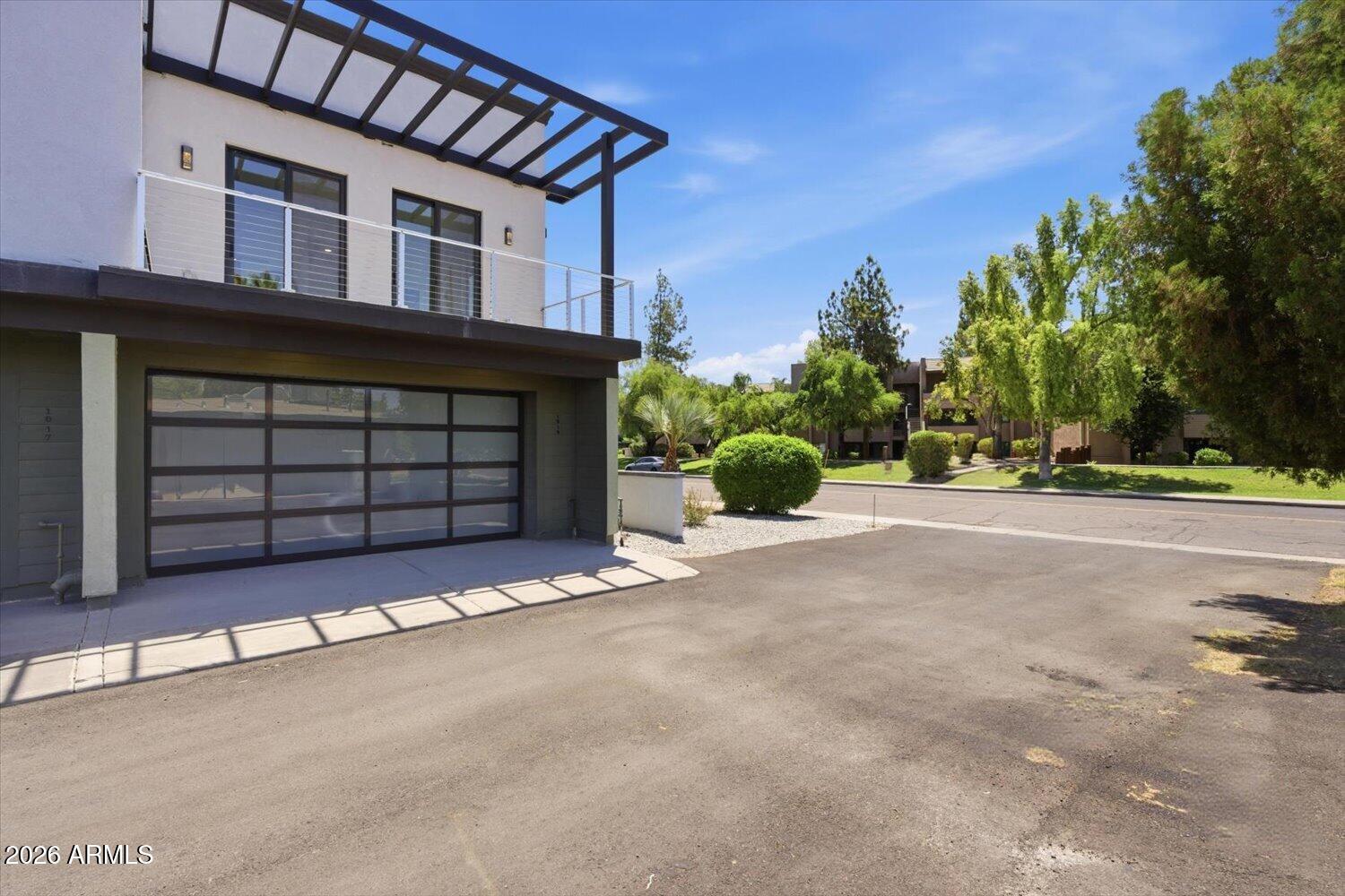 SENECA LUXURY CONDOMINIUMS - Residential