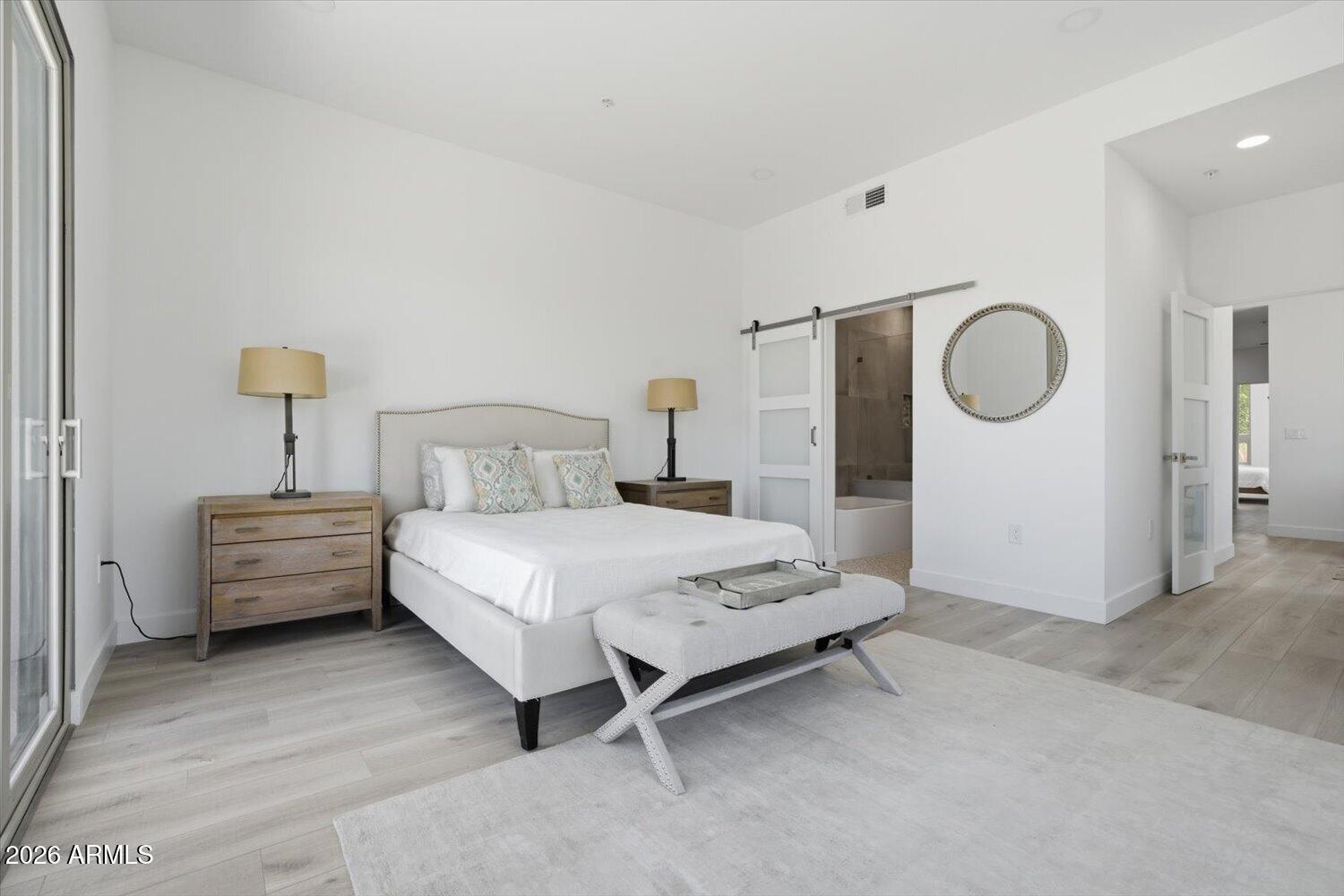SENECA LUXURY CONDOMINIUMS - Residential