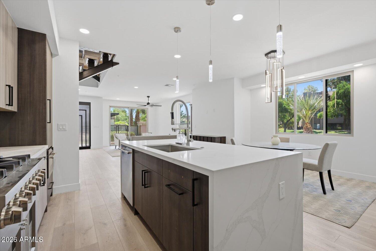 SENECA LUXURY CONDOMINIUMS - Residential