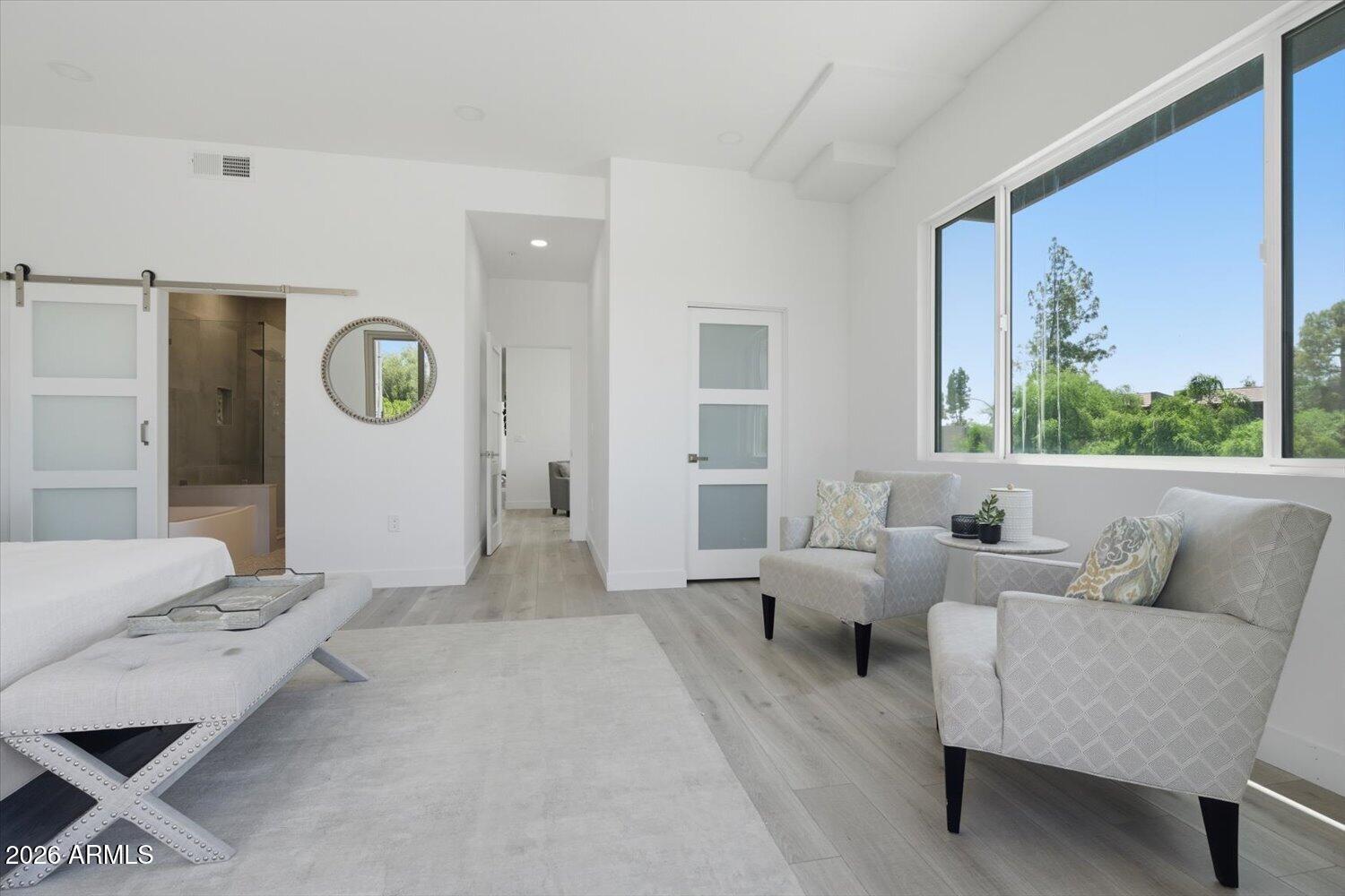 SENECA LUXURY CONDOMINIUMS - Residential