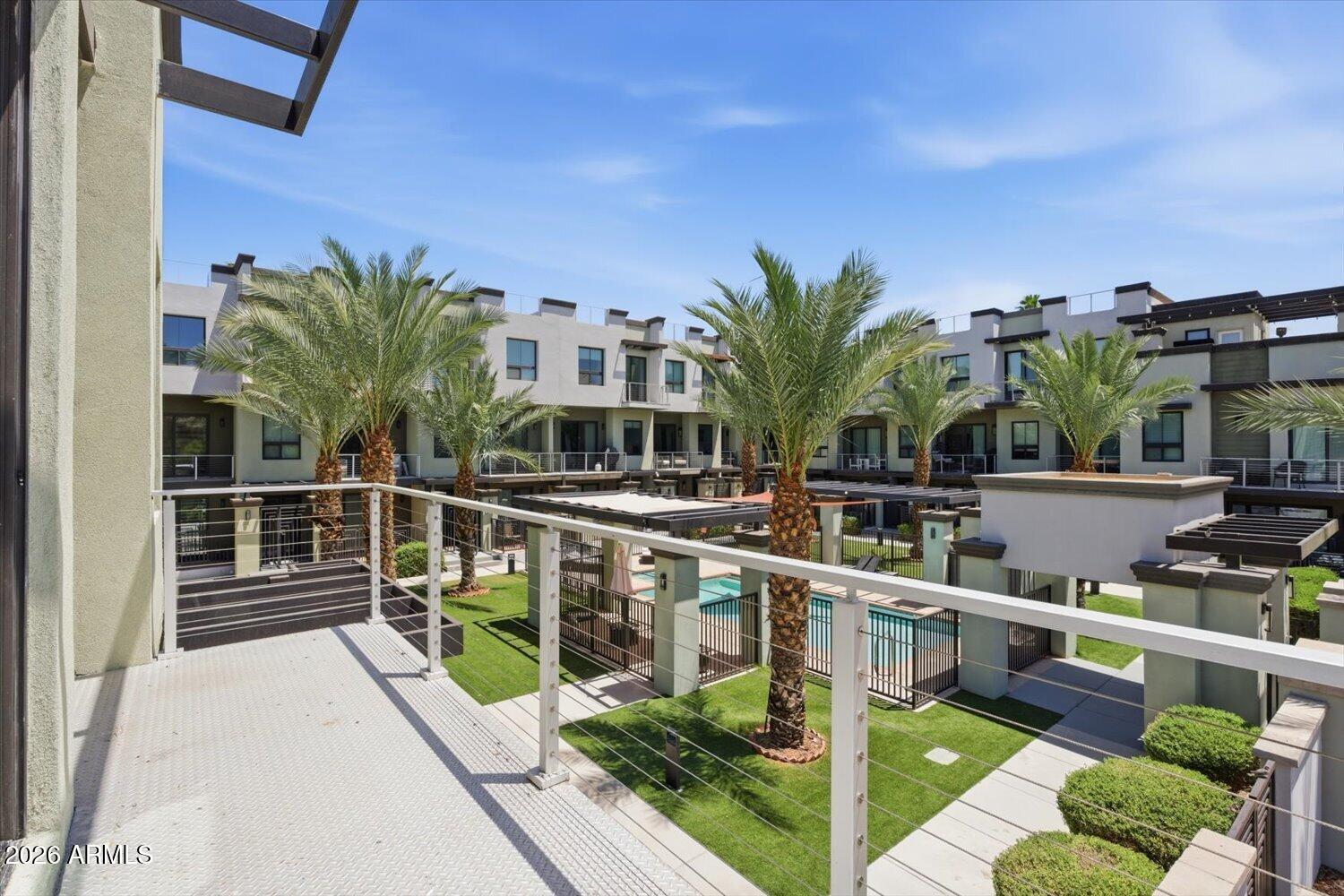 SENECA LUXURY CONDOMINIUMS - Residential