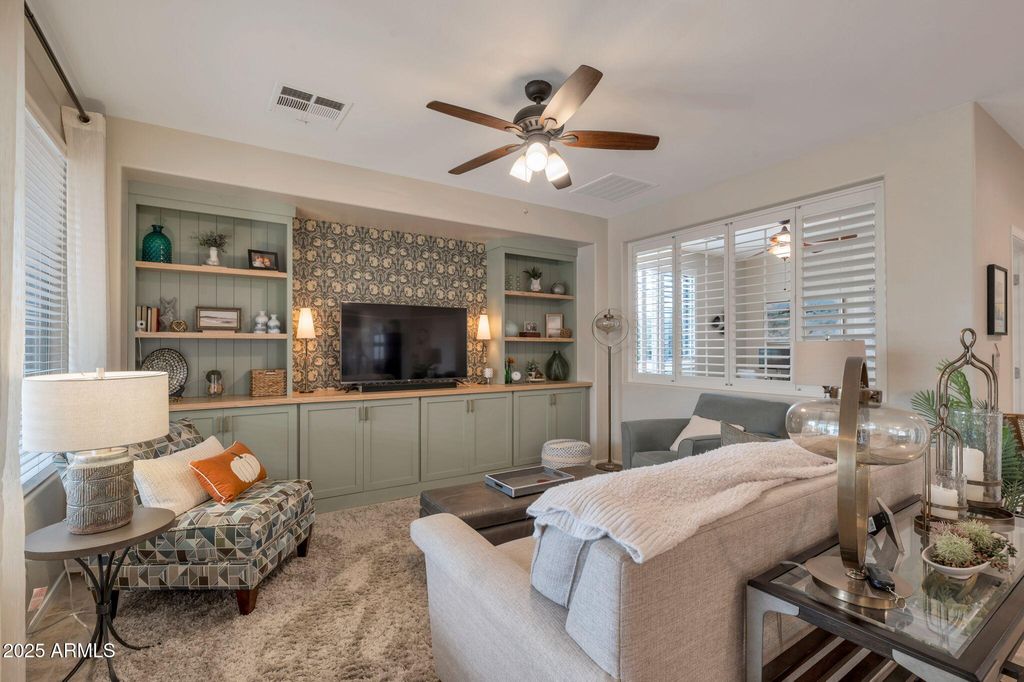 Photo of 5380 S Lantana Lane, Gilbert, AZ 85298 (MLS # 6951446)