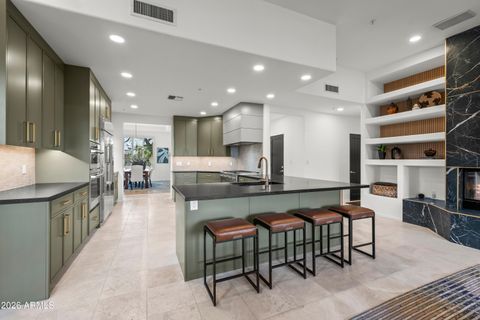 10930 E QUARRY Trail Scottsdale AZ 85262