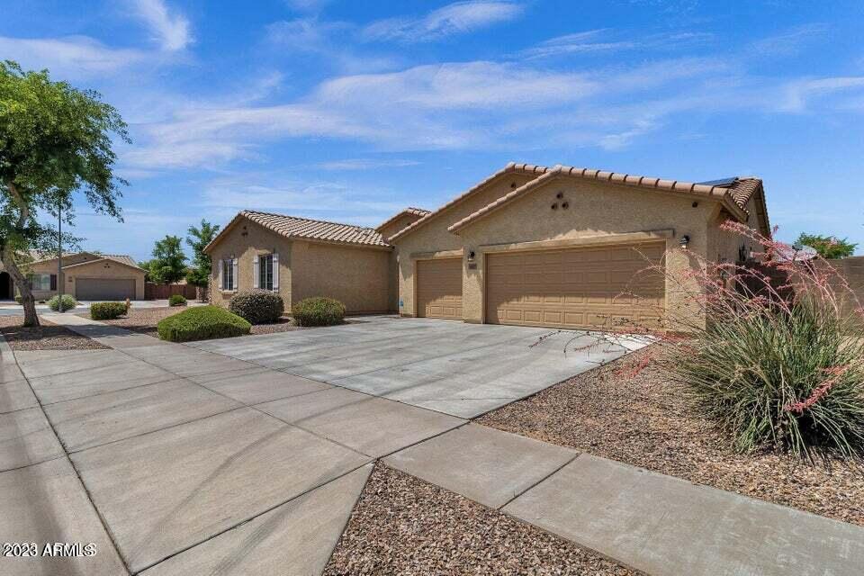 5542 W Kowalsky Lane