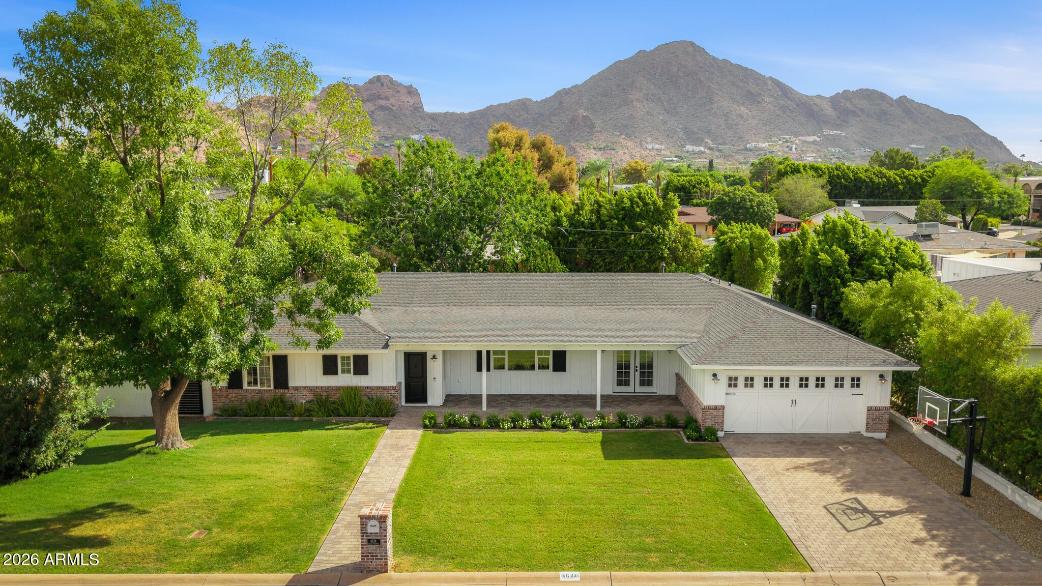 4618 E CALLE VENTURA --